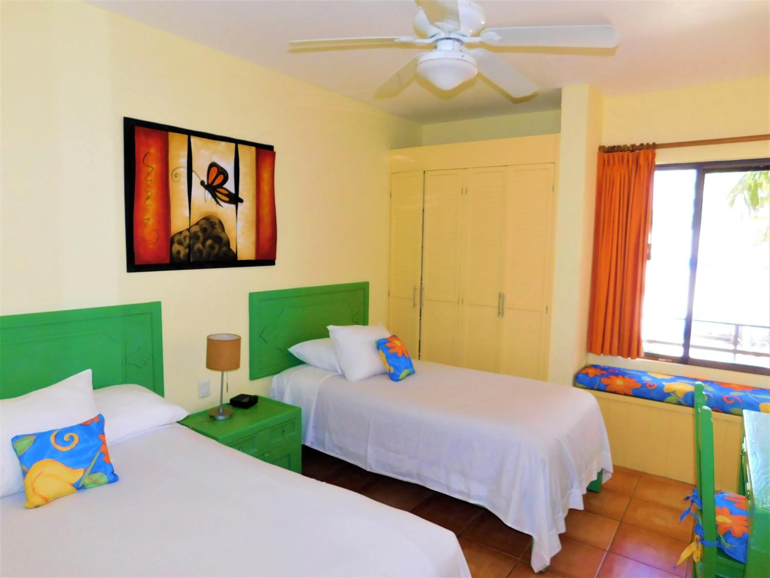 Bed in Nautibeach Beach Front Condos in North Beach