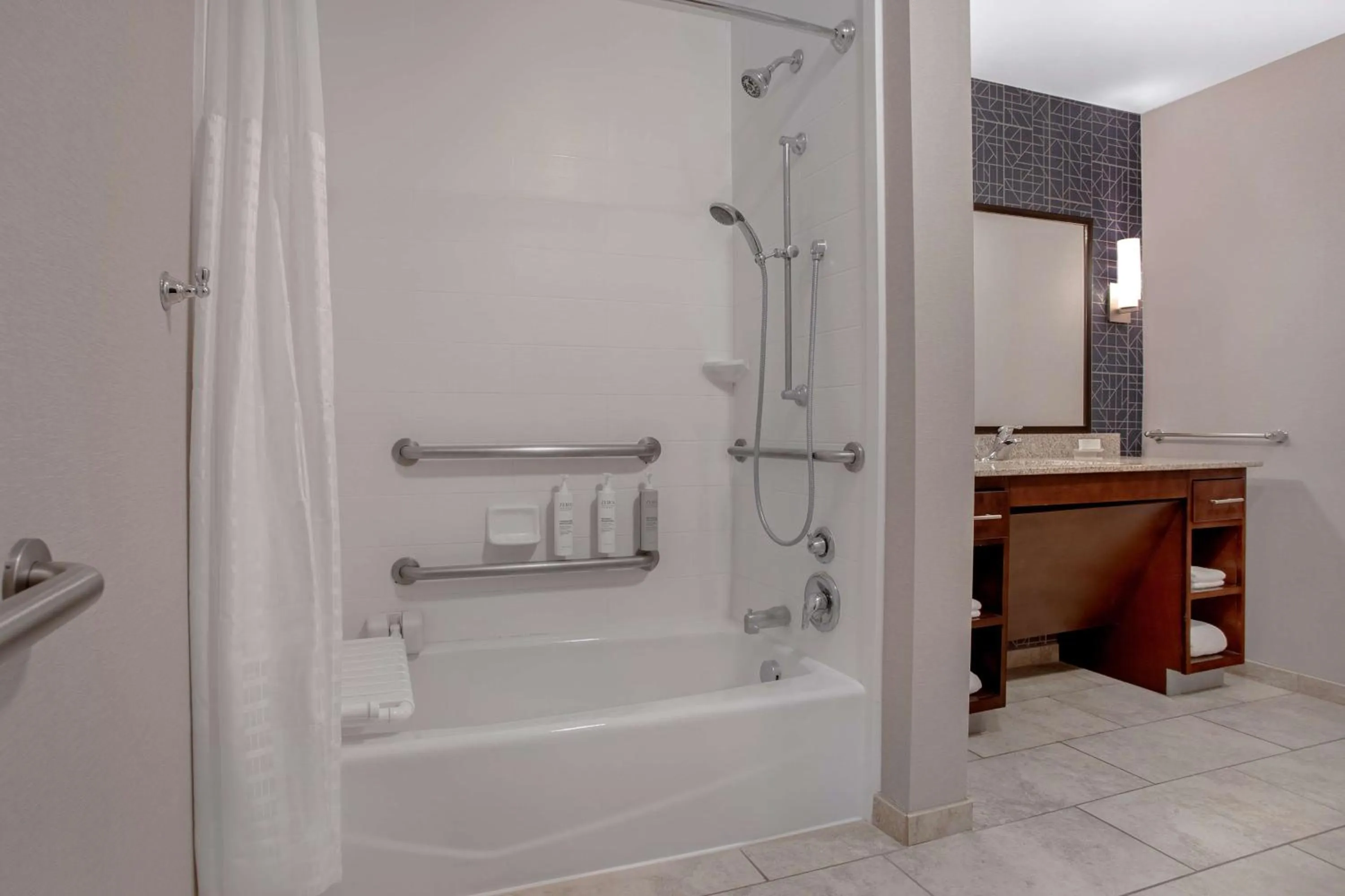 Bathroom in Homewood Suites by Hilton Lackland AFB/SeaWorld, TX