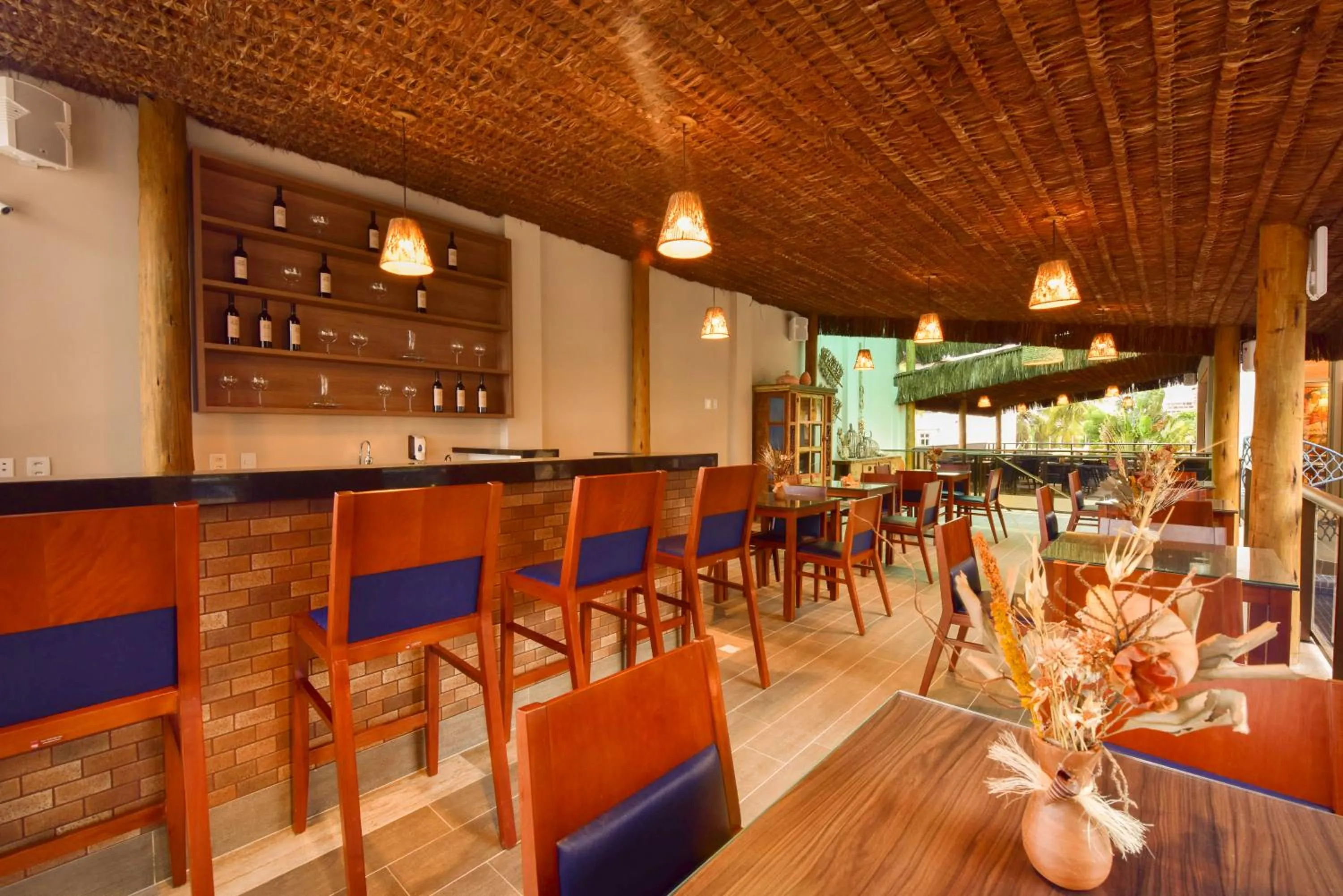 Restaurant/places to eat in Porto das Dunas Boutique Praia Hotel