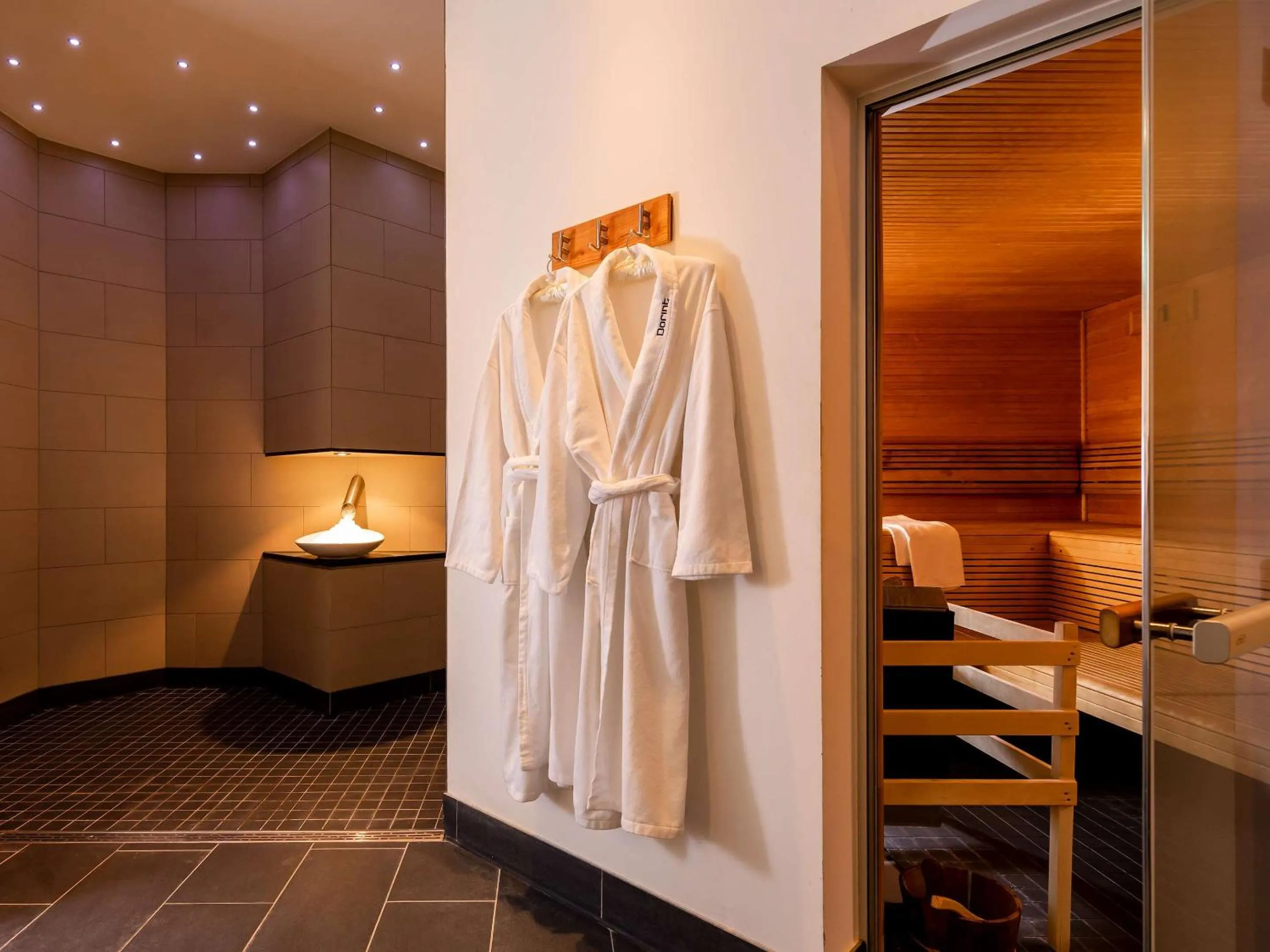 Spa and wellness centre/facilities in Dorint Hotel Bremen