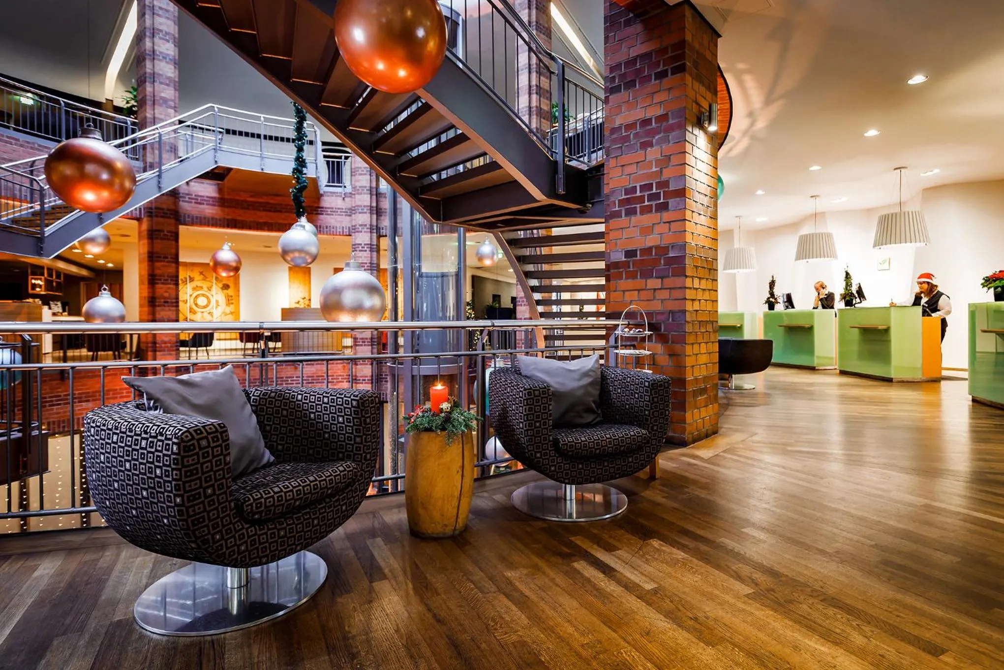 Lobby or reception in Dorint Hotel Bremen