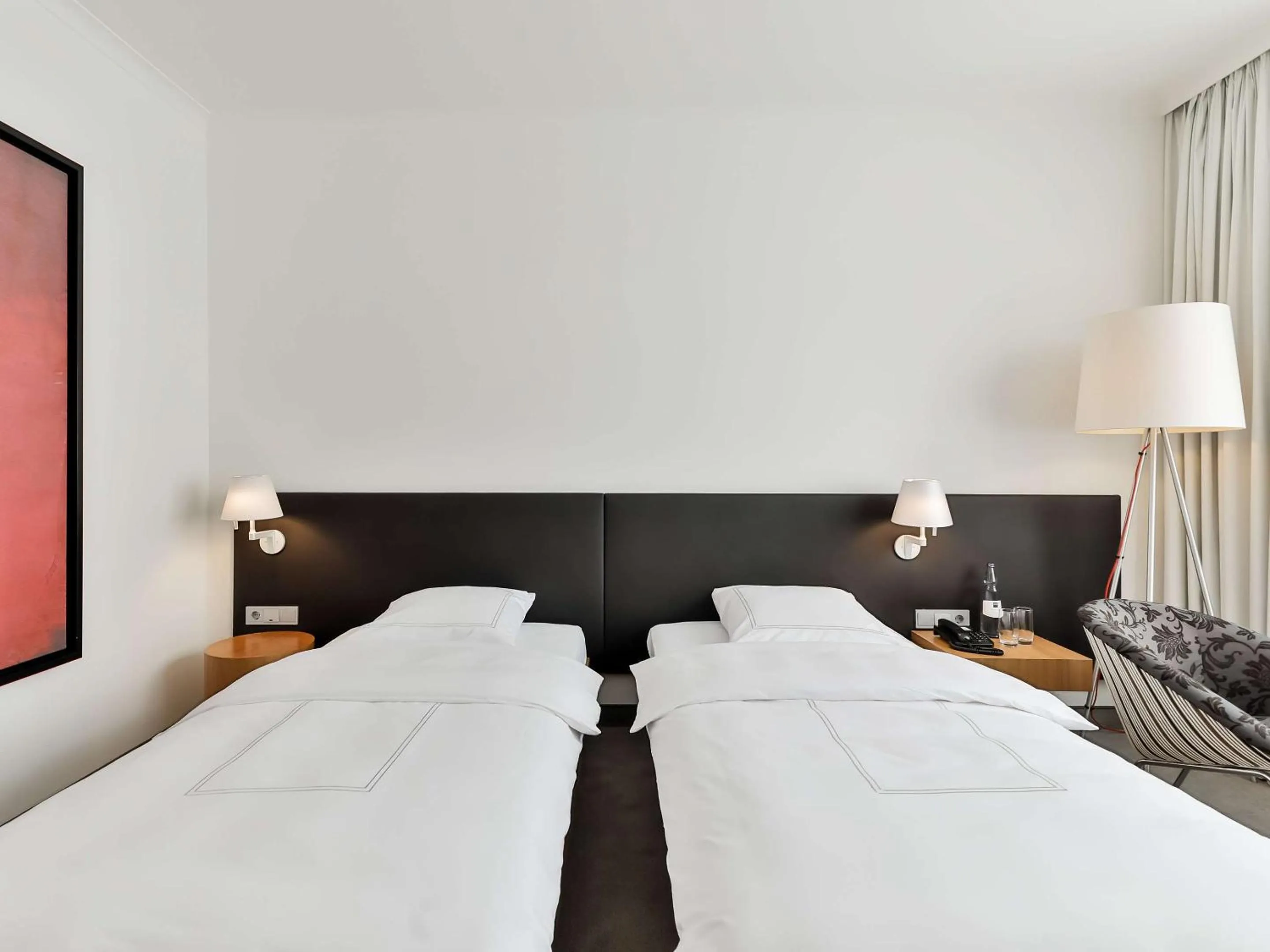 Bedroom, Bed in Dorint Hotel Bremen