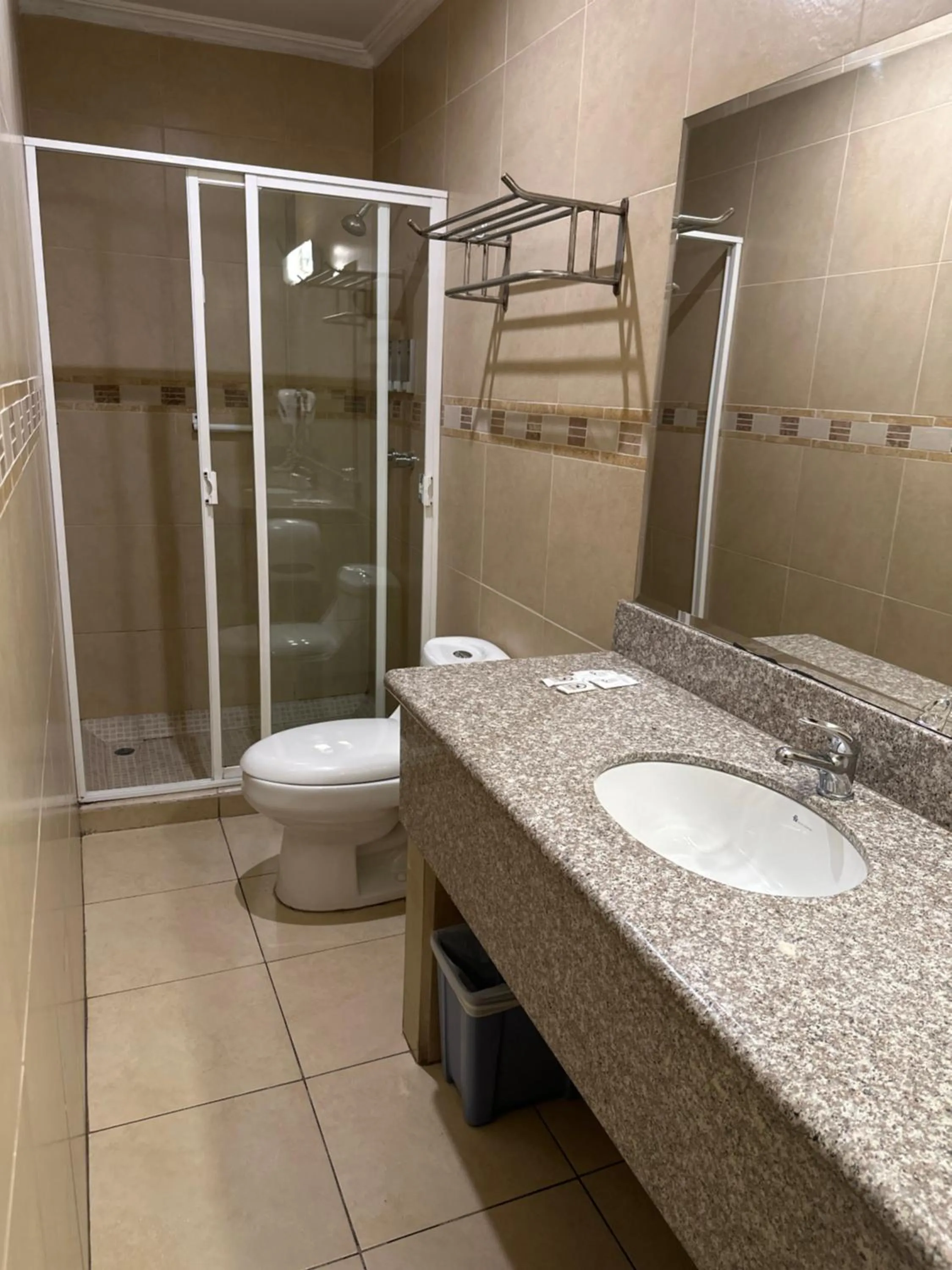 Hotel & Suites El Quijote