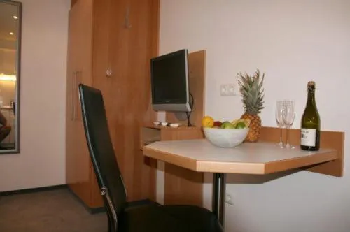 Decorative detail in Apartment-Haus