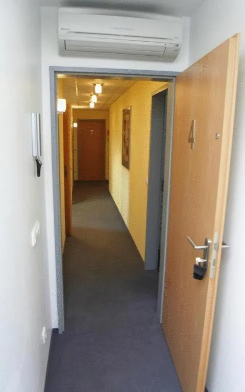 Decorative detail in Apartment-Haus