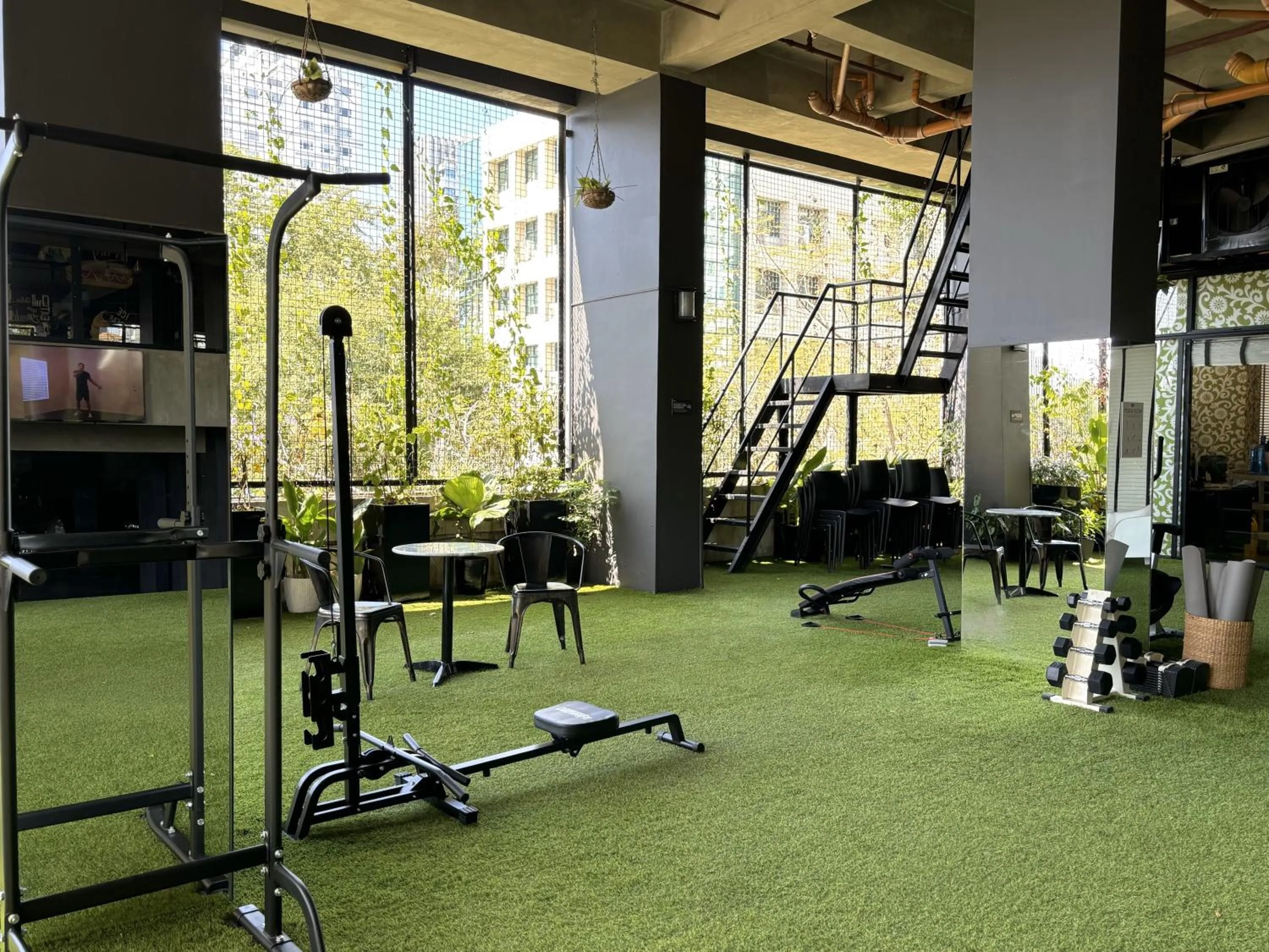 Fitness centre/facilities in Azumi Boutique Hotel