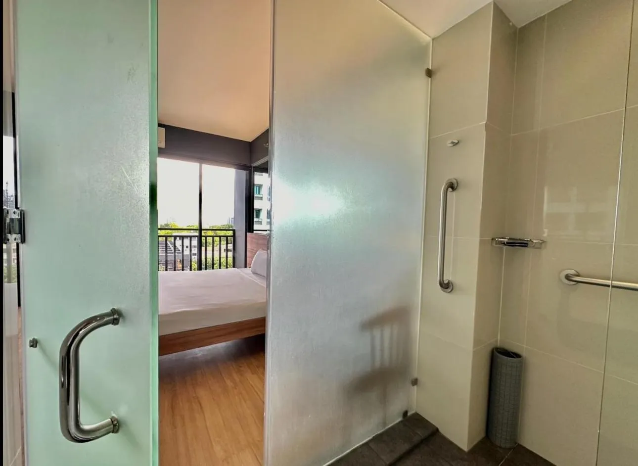 Bathroom, Bed in Azumi Boutique Hotel