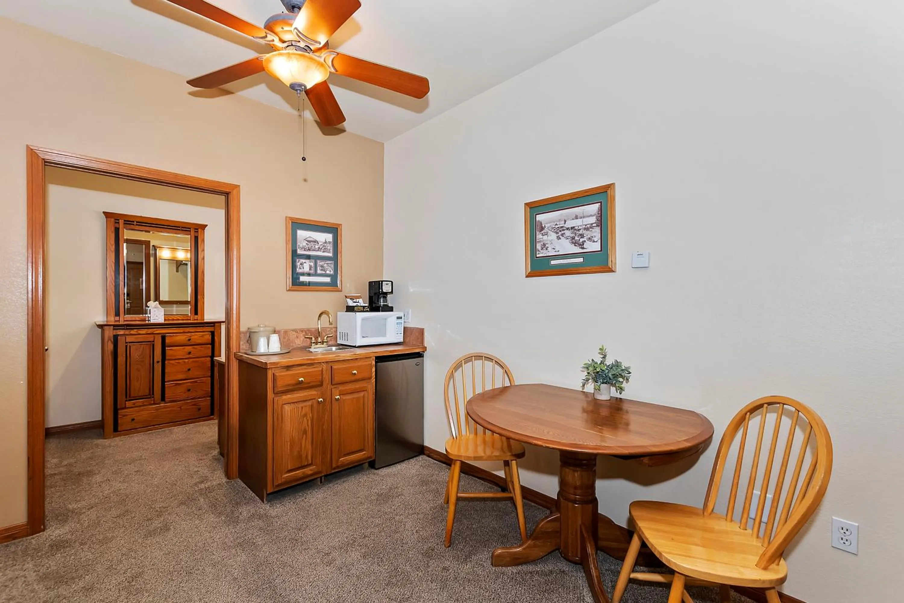 Kitchen or kitchenette in Robinhood Resort