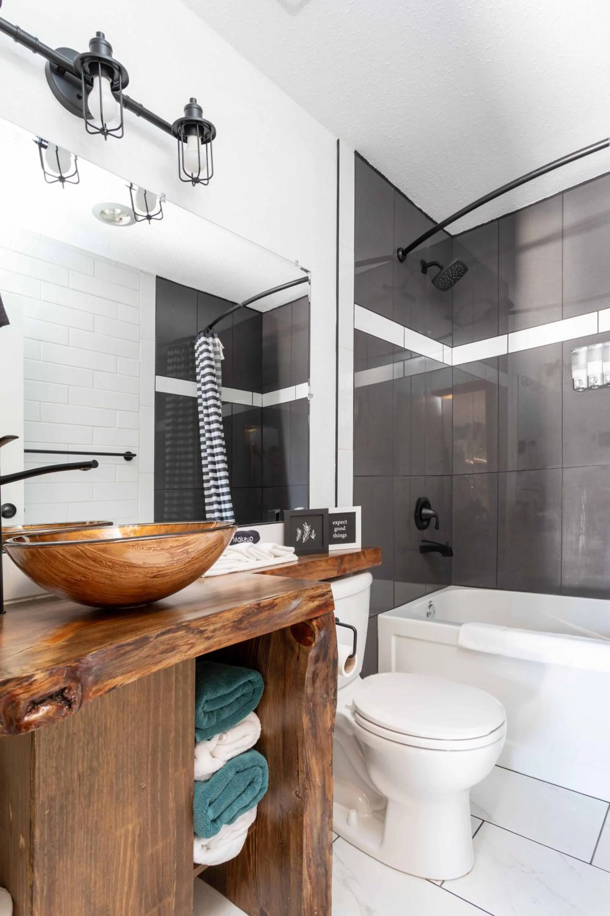 The Valley View Cabins and Event Center