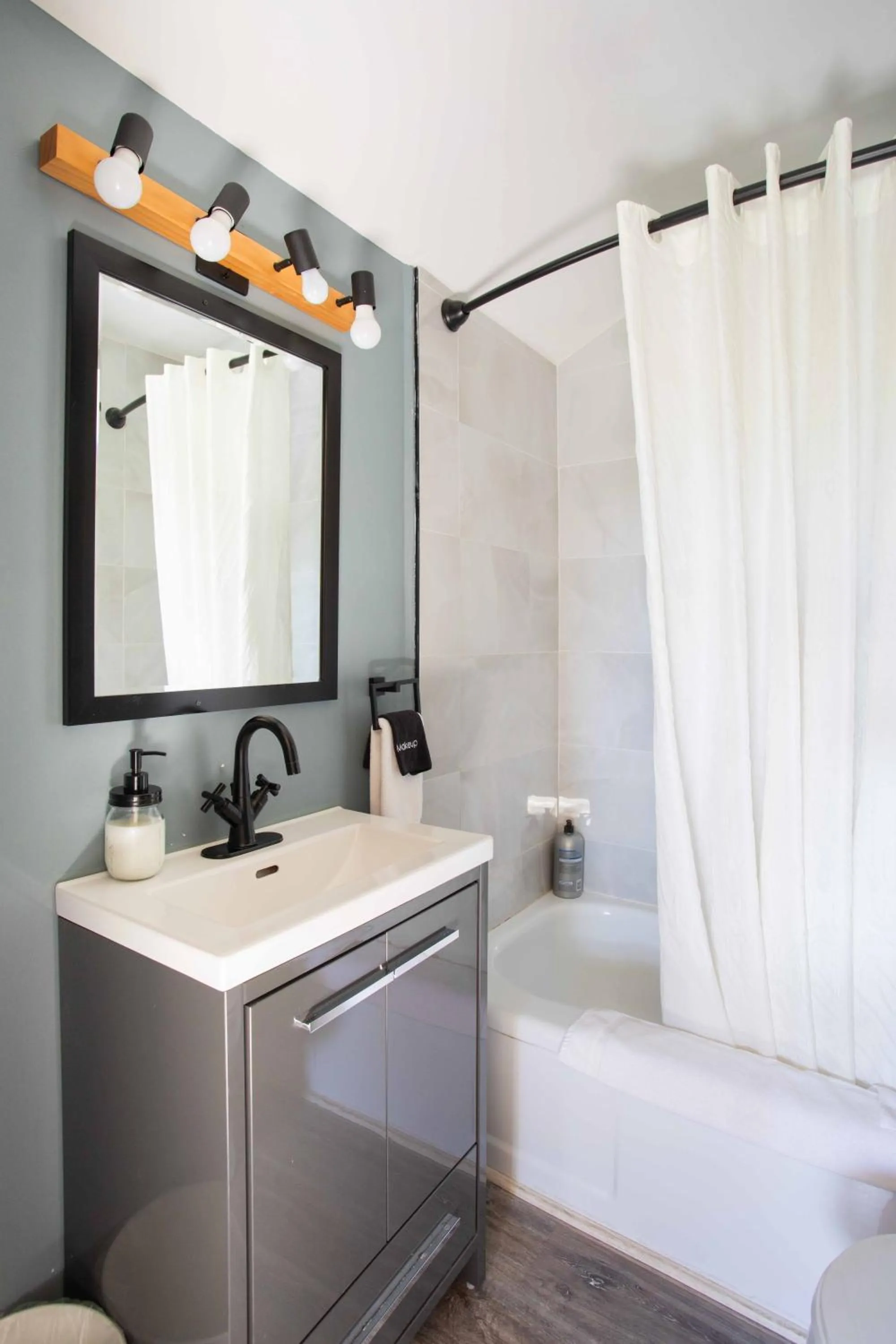 The Valley View Cabins and Event Center