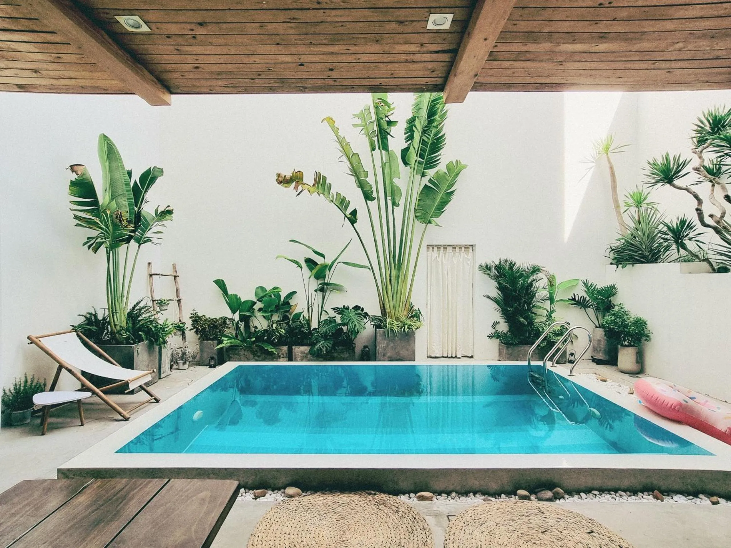Swimming pool in LaDa's House Da Nang