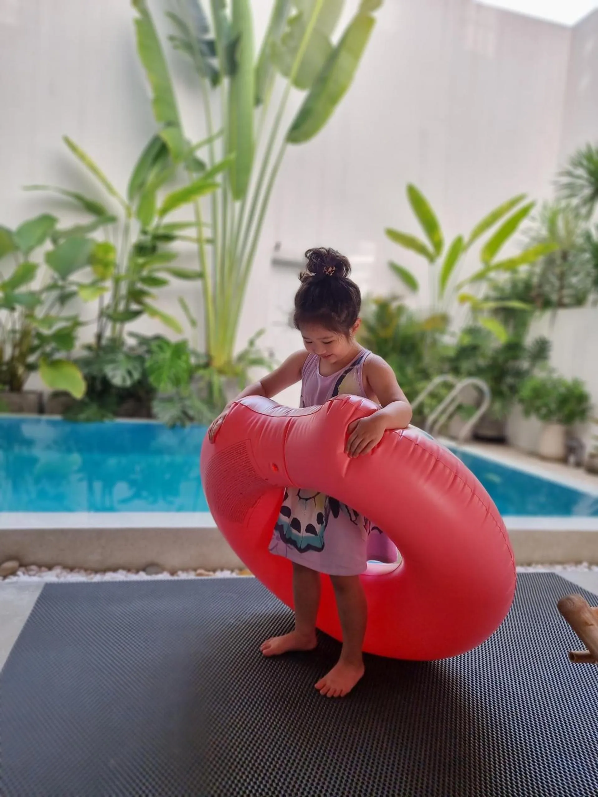 People in LaDa's House Da Nang