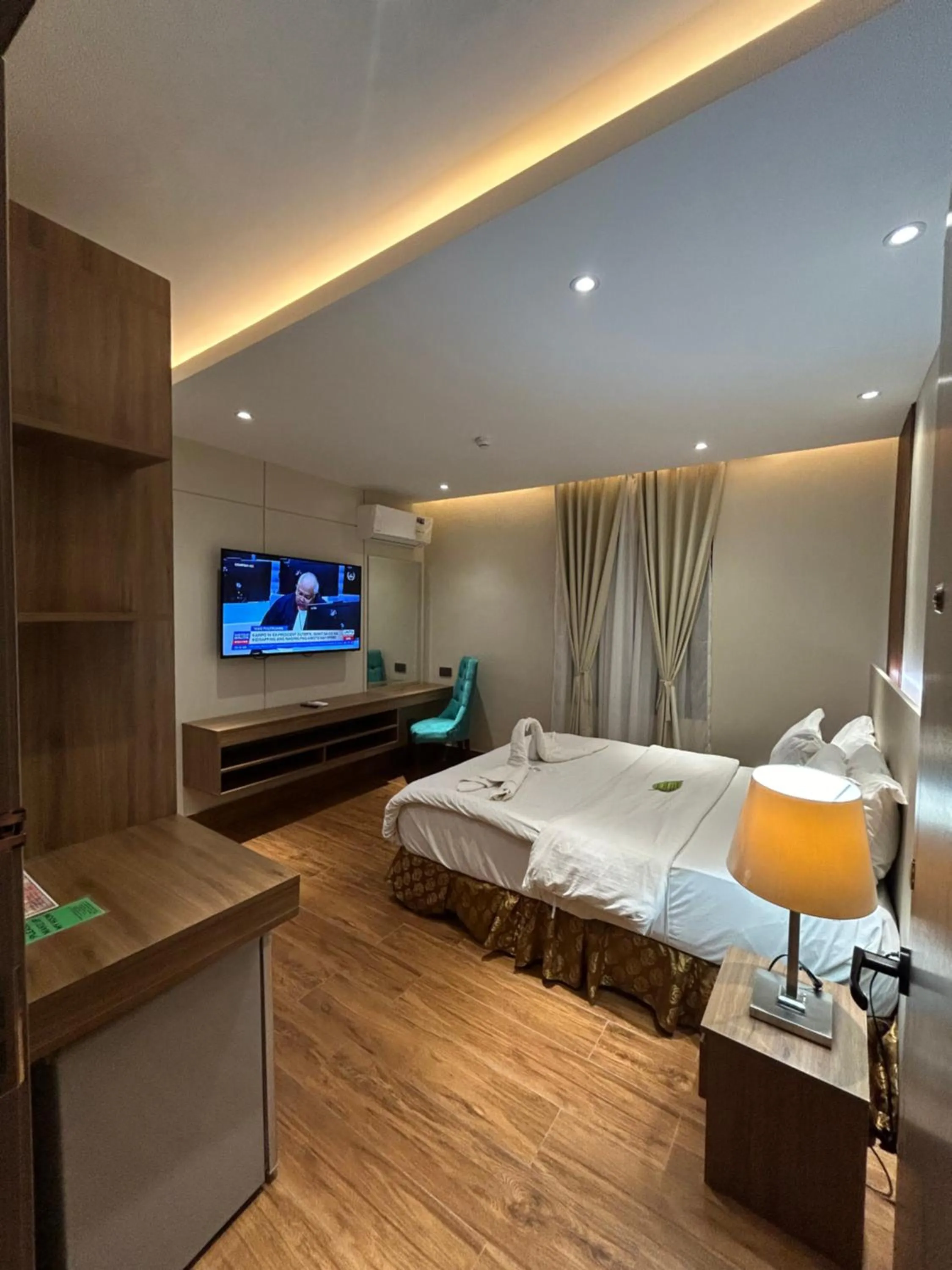 Bed in DM Residente Hotel Inns & Villas