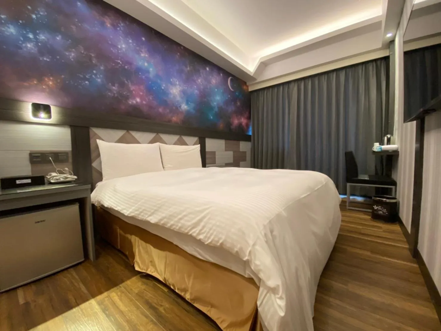 Photo of the whole room, Bed in Weifeng Boutique Business Hotel - Zhanqian Branch