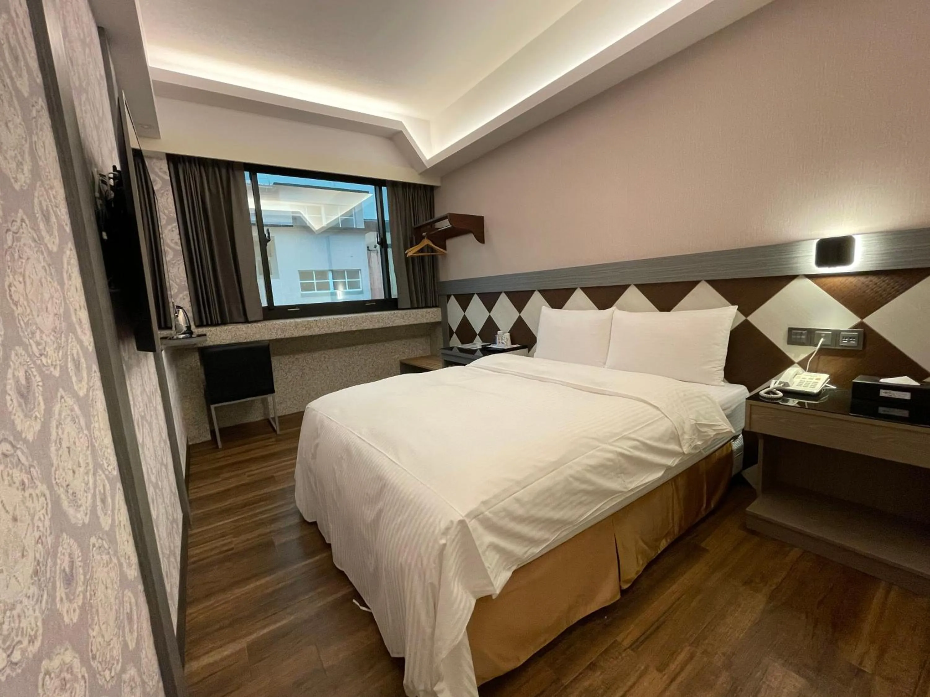 Photo of the whole room, Bed in Weifeng Boutique Business Hotel - Zhanqian Branch