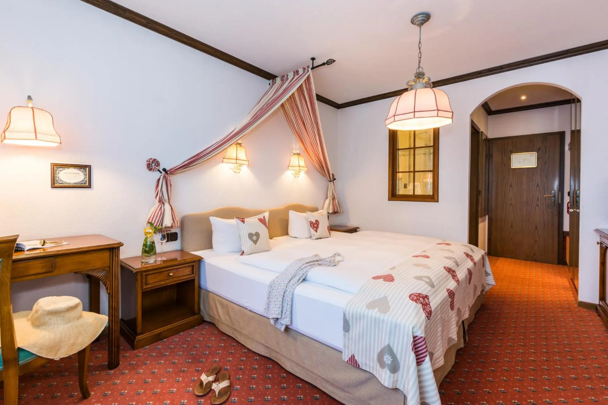 Bed in Lohmann's Romantik Hotel Gravenberg