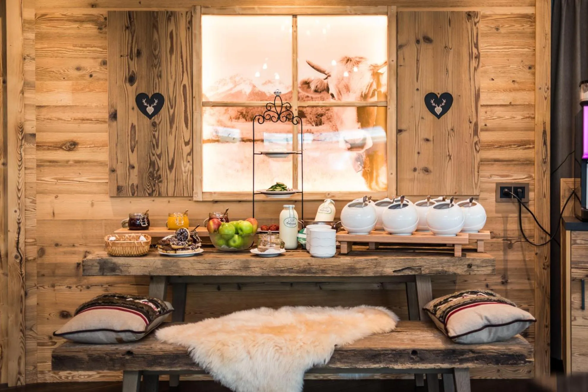 Buffet breakfast in Lohmann's Romantik Hotel Gravenberg