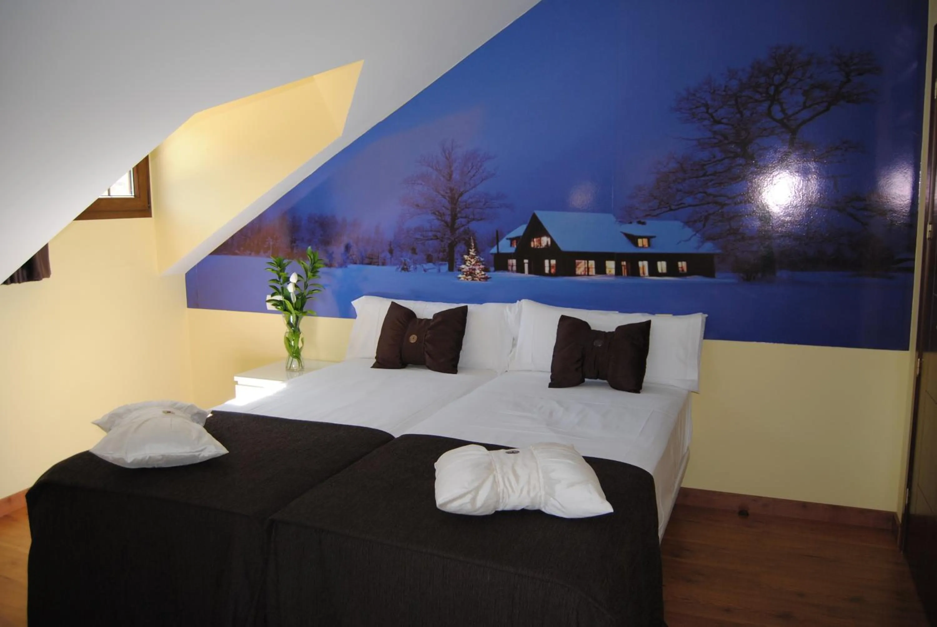 Bed in The Way Hotel Molinaseca