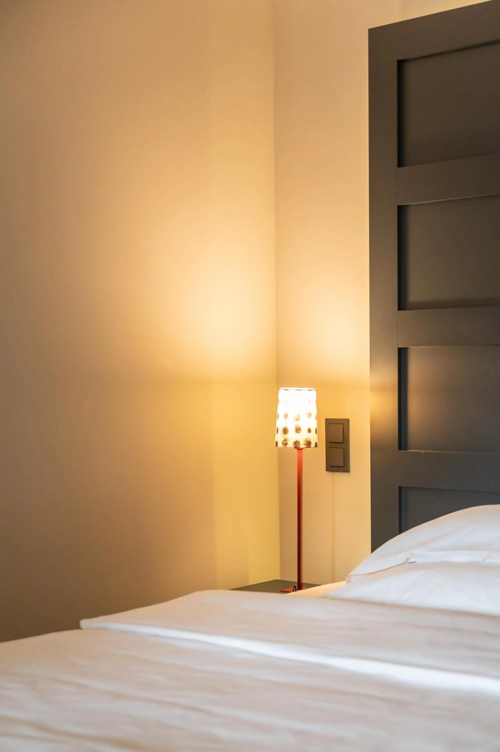 Photo of the whole room, Bed in The Midtown Hotel