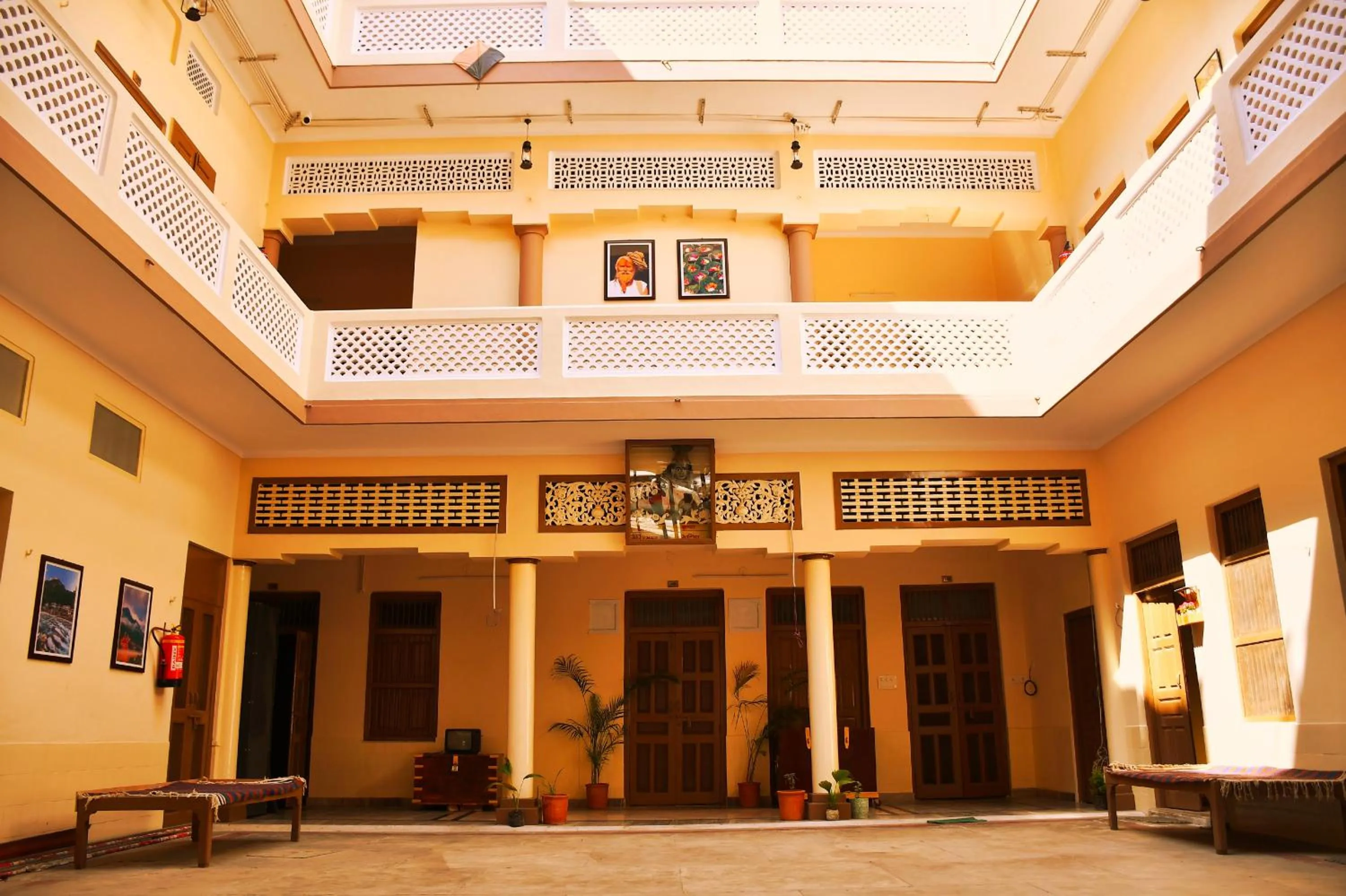 Gobind Bhawan Heritage Hotel