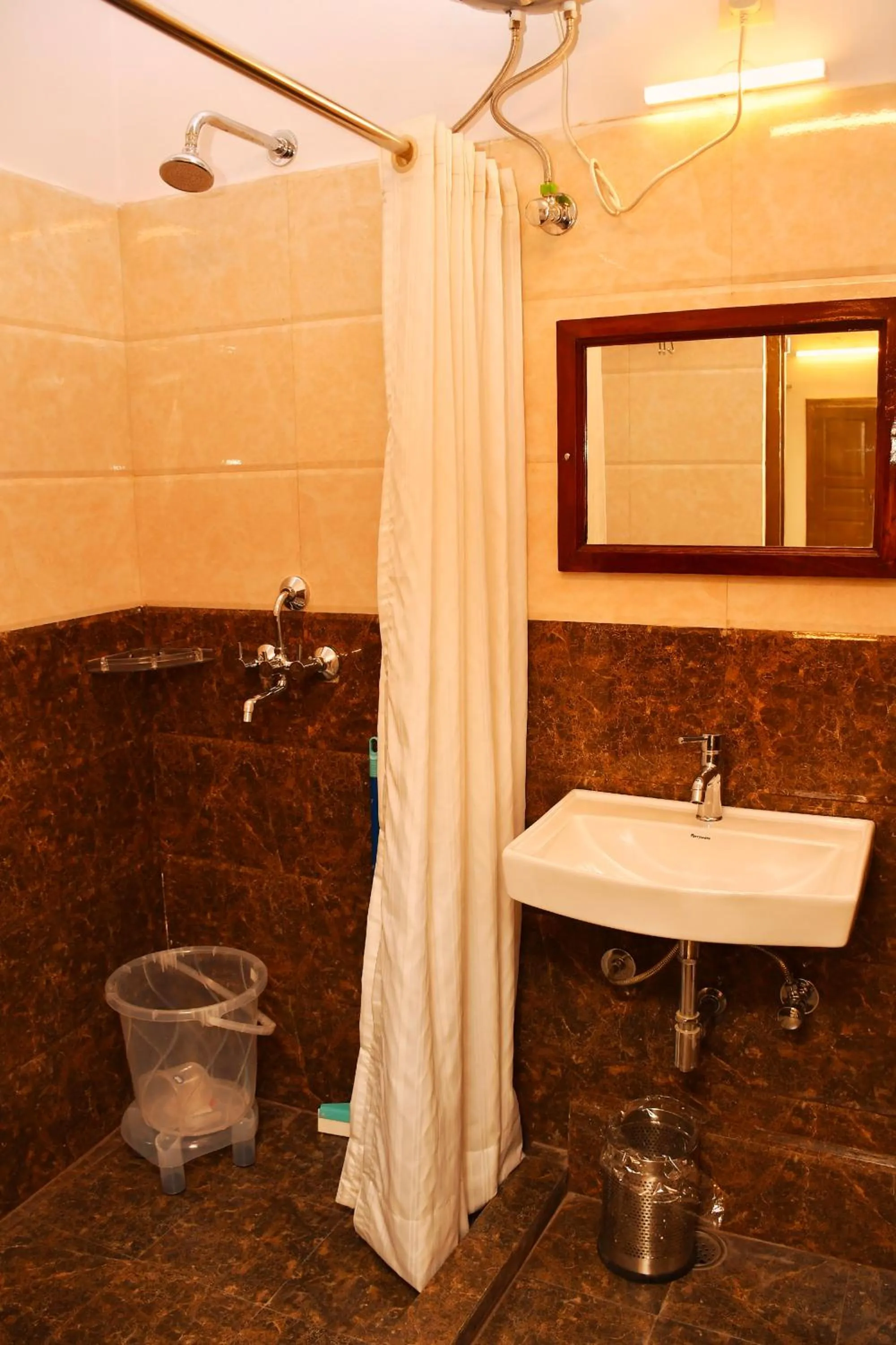 Bathroom in Gobind Bhawan Heritage Hotel