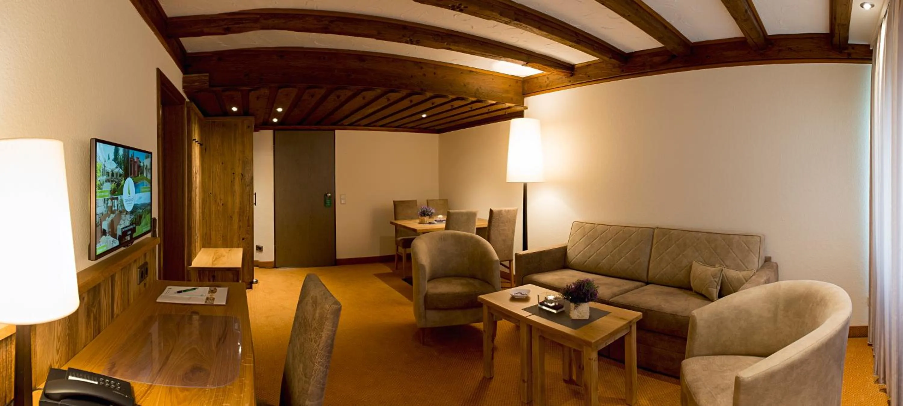 Photo of the whole room in Gronauer Tannenhof