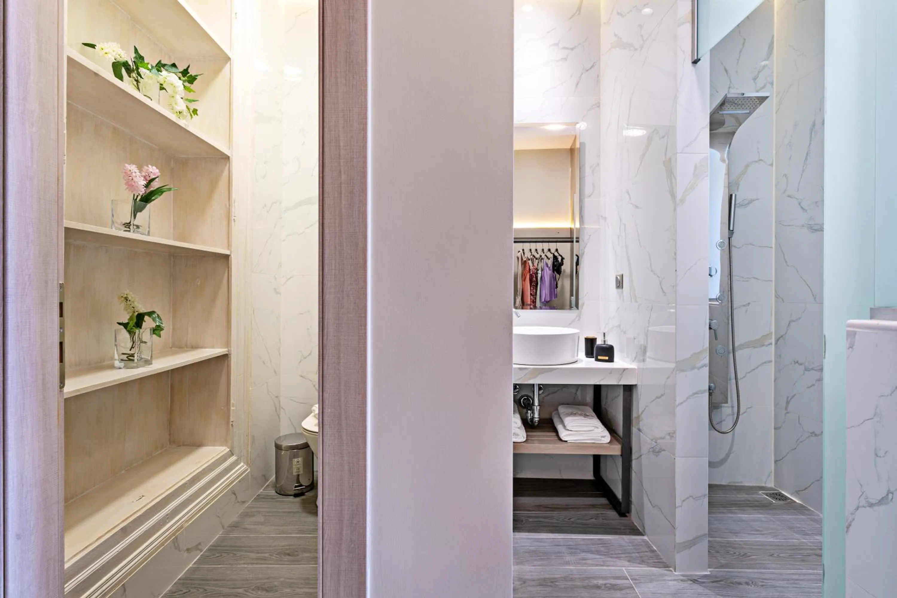 Bathroom in Mitos-Suites