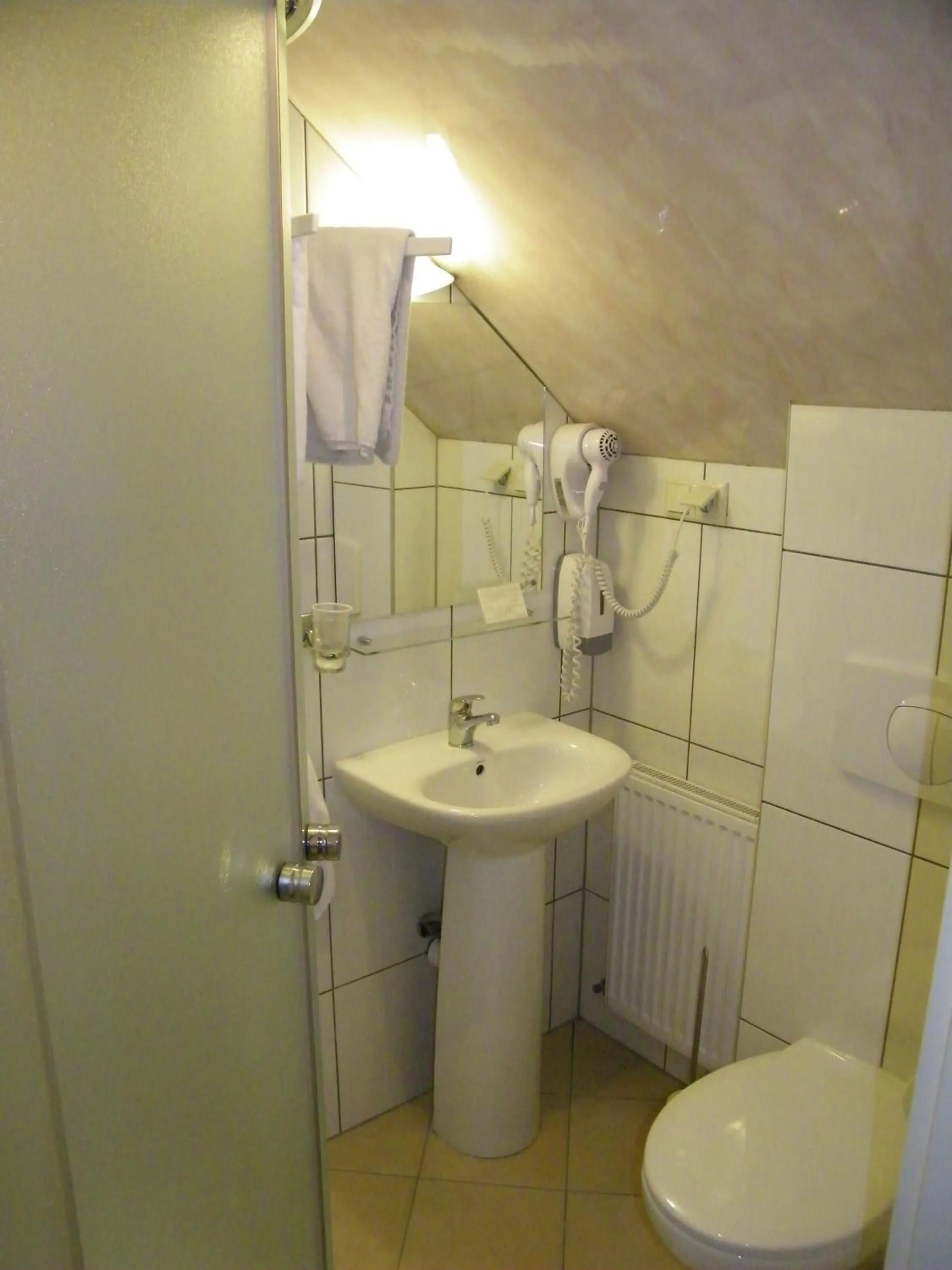 Bathroom in Hotel Restauracja Tawerna Gliwice