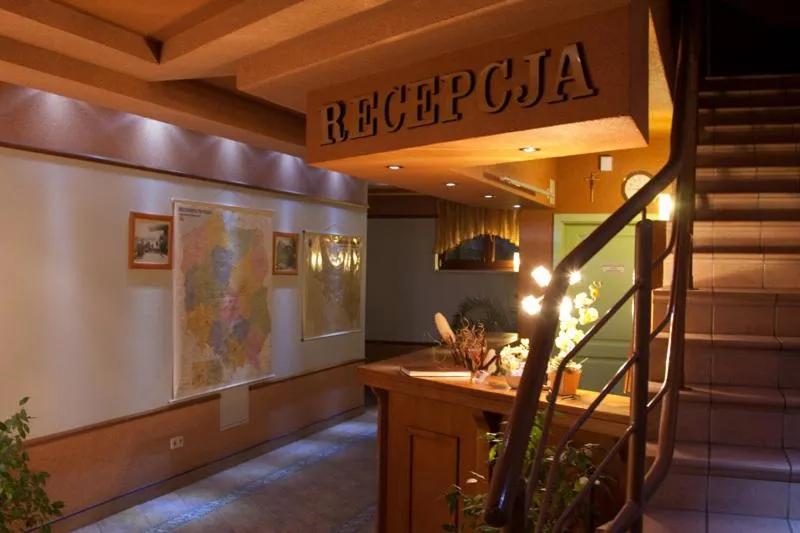 Lobby or reception in Hotel Restauracja Tawerna Gliwice