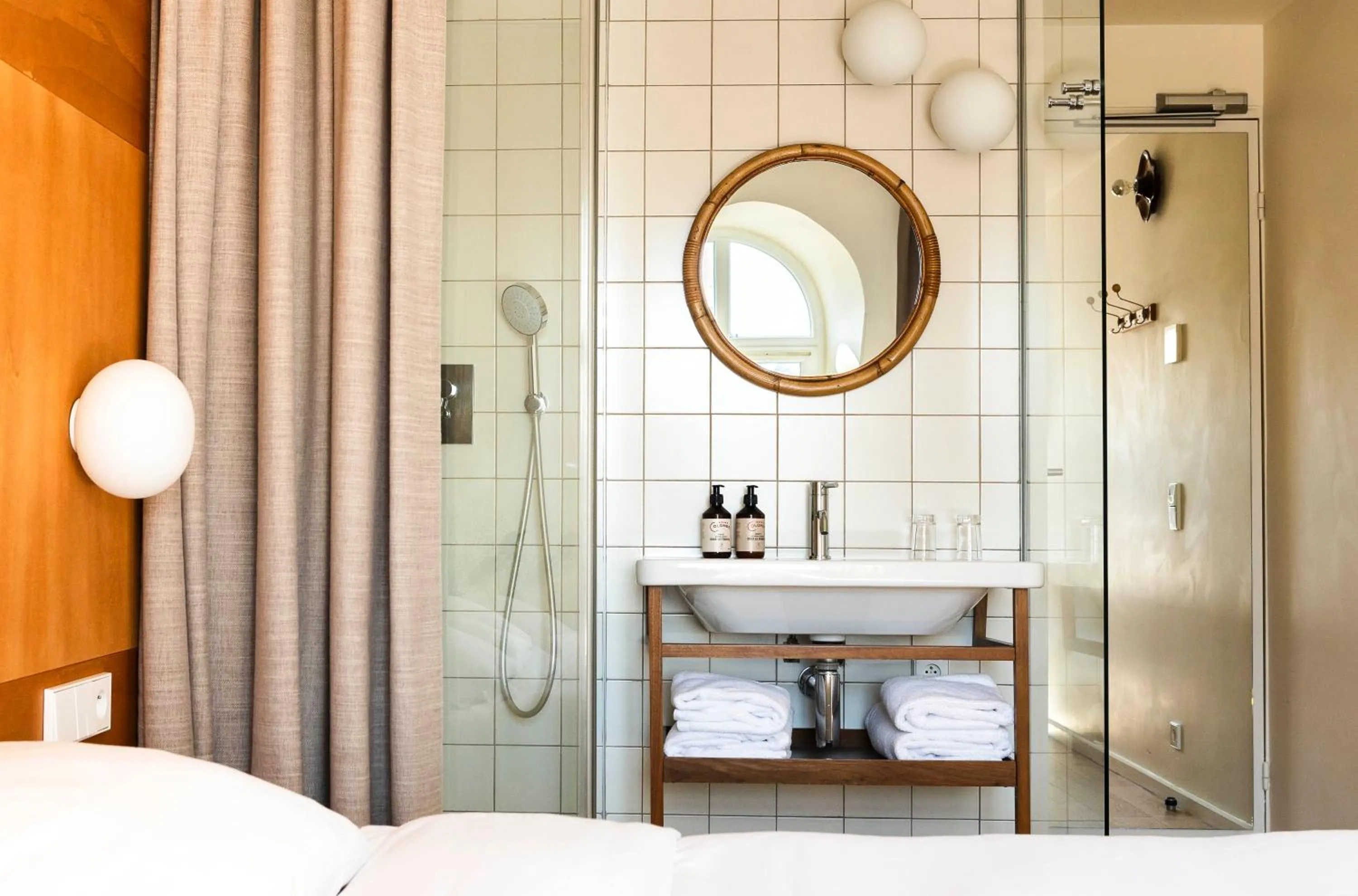 Bed in Hôtel Cabane - Orso Hotels