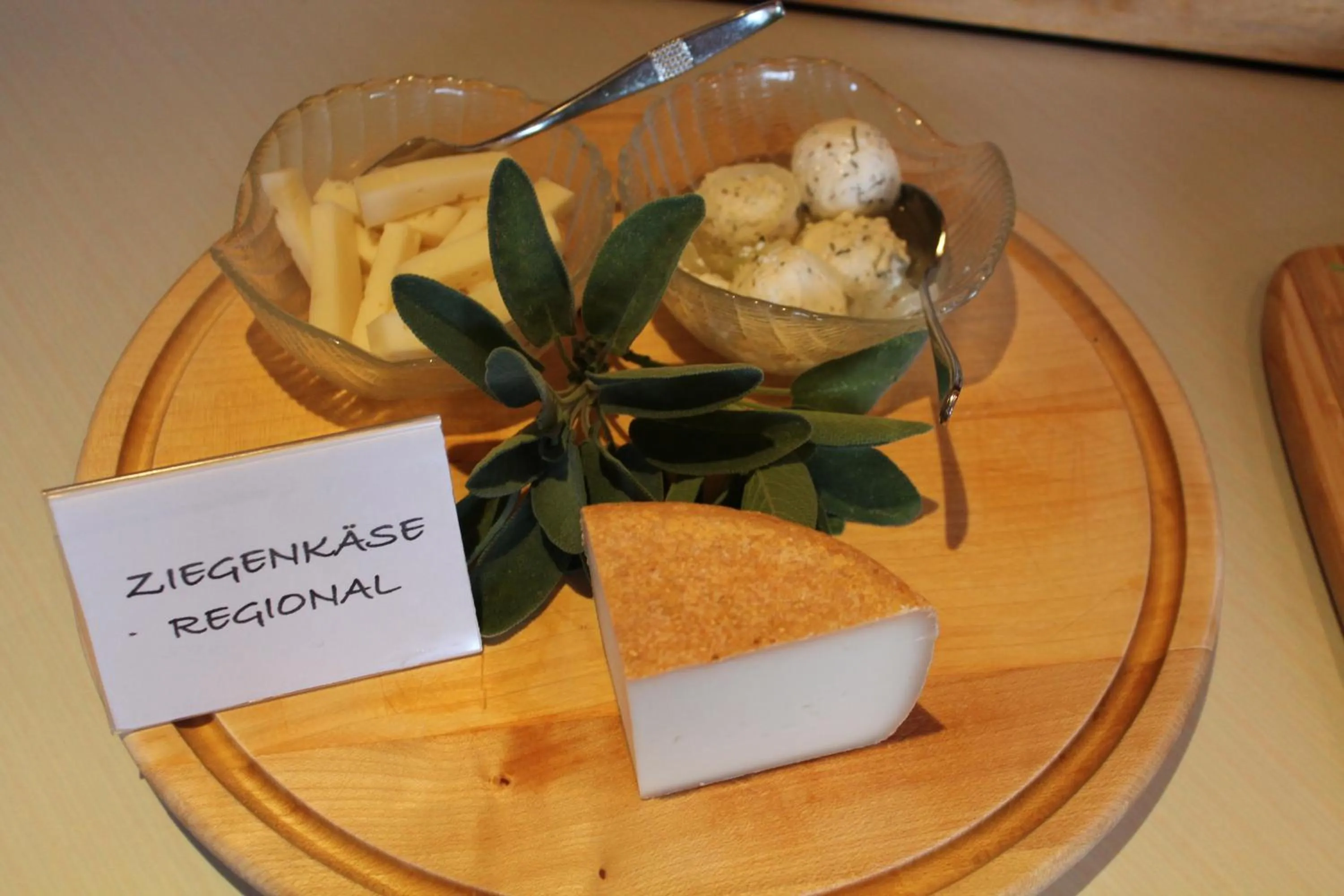 Food close-up in BELVEDERE - das BIO HOTEL Garni & SuiteHotel am Edersee ! Unser Geschenk für Sie, auch die GästeCard GrimmHeimat!