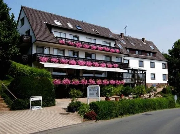 Property building in BELVEDERE - das BIO HOTEL Garni & SuiteHotel am Edersee ! Unser Geschenk für Sie, auch die GästeCard GrimmHeimat!