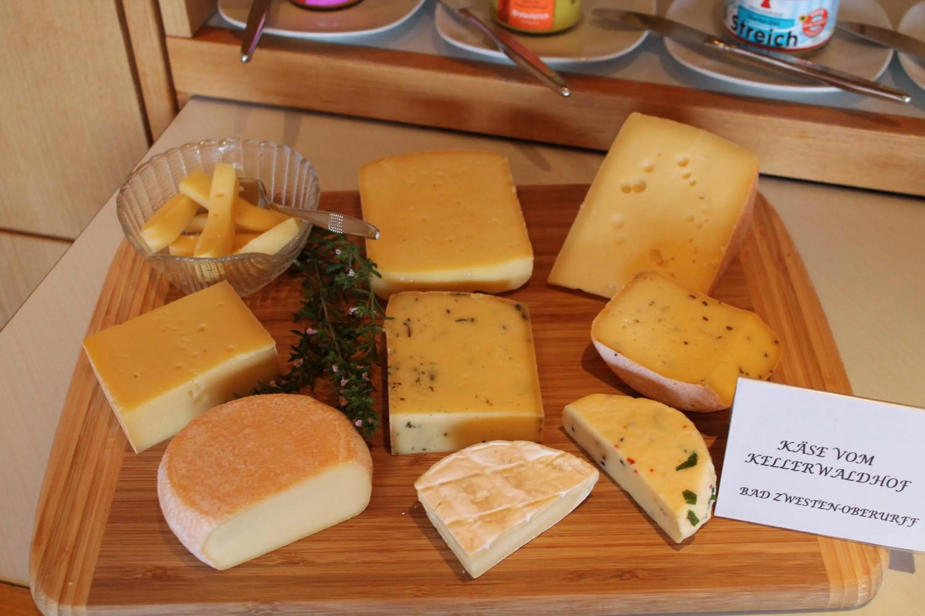 Food close-up in BELVEDERE - das BIO HOTEL Garni & SuiteHotel am Edersee ! Unser Geschenk für Sie, auch die GästeCard GrimmHeimat!