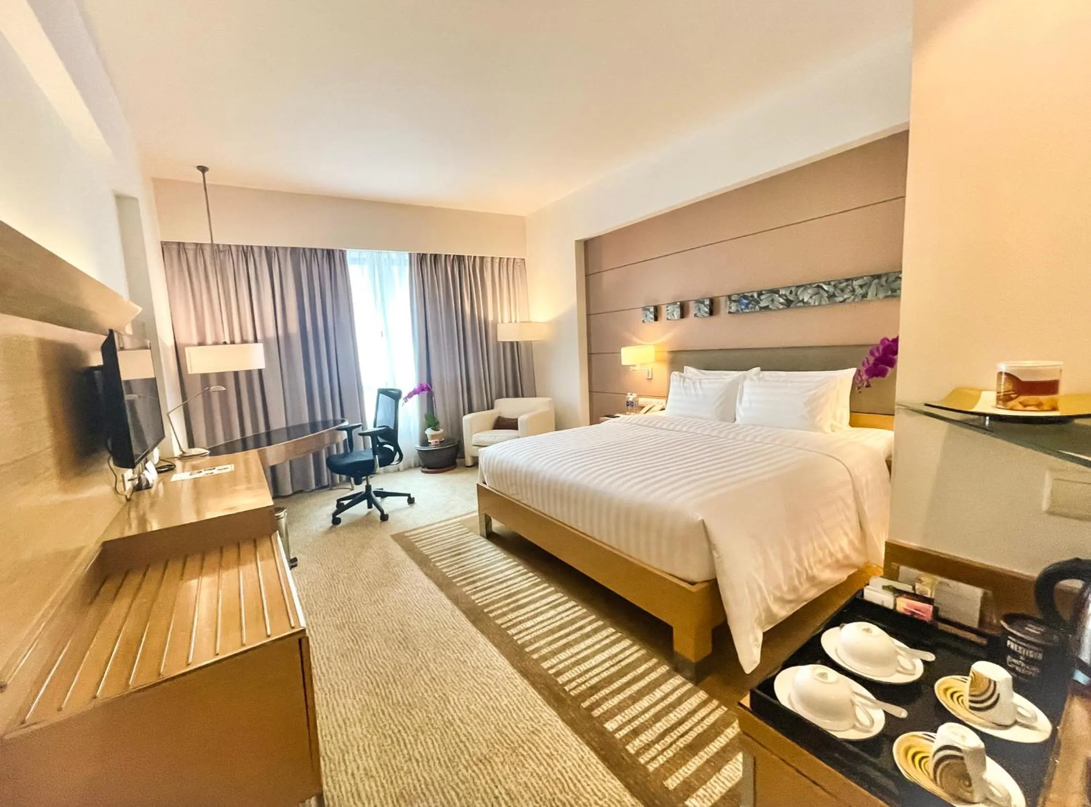 Bedroom, Bed in PARKROYAL Saigon