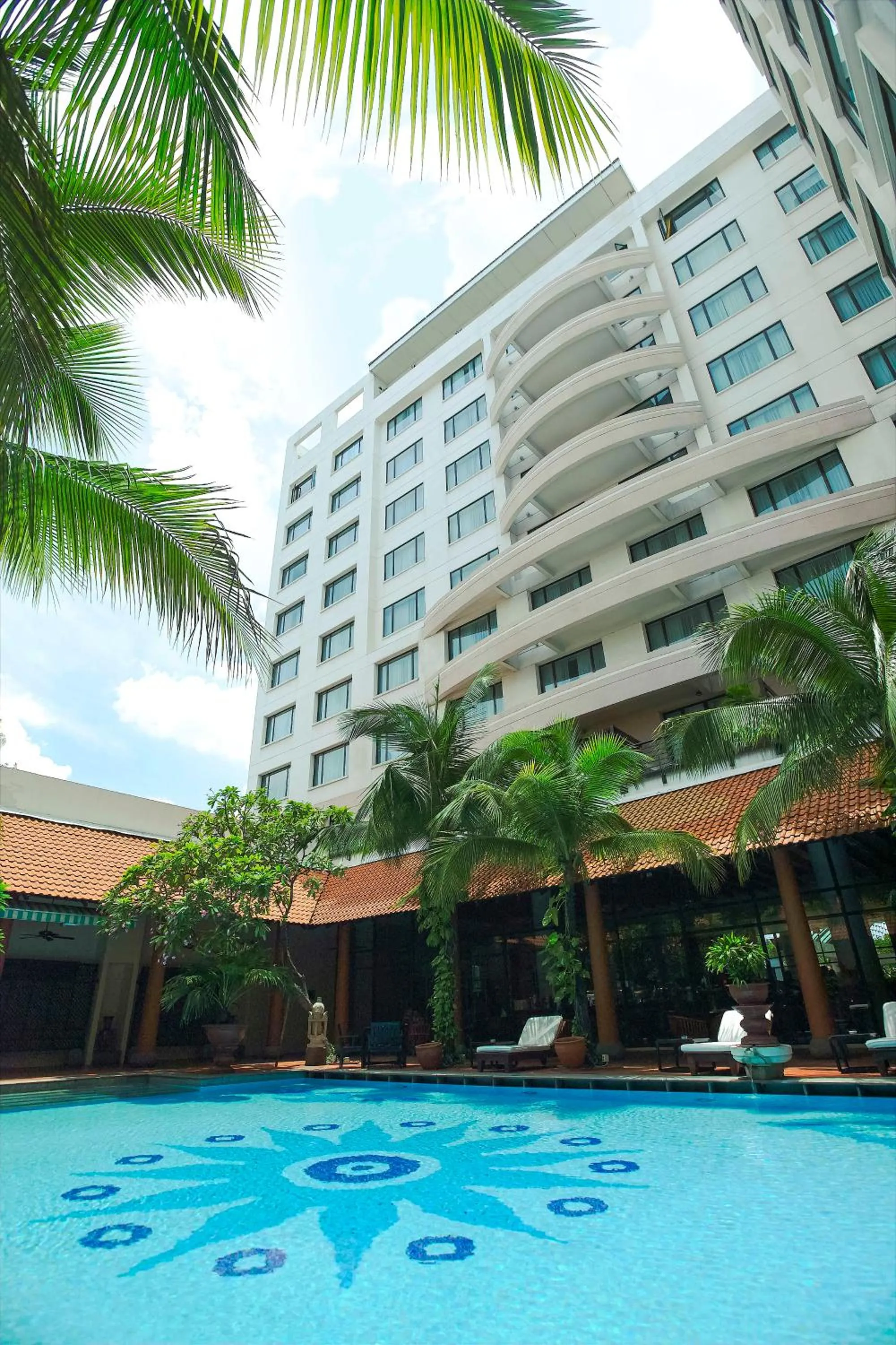 Swimming pool in PARKROYAL Saigon