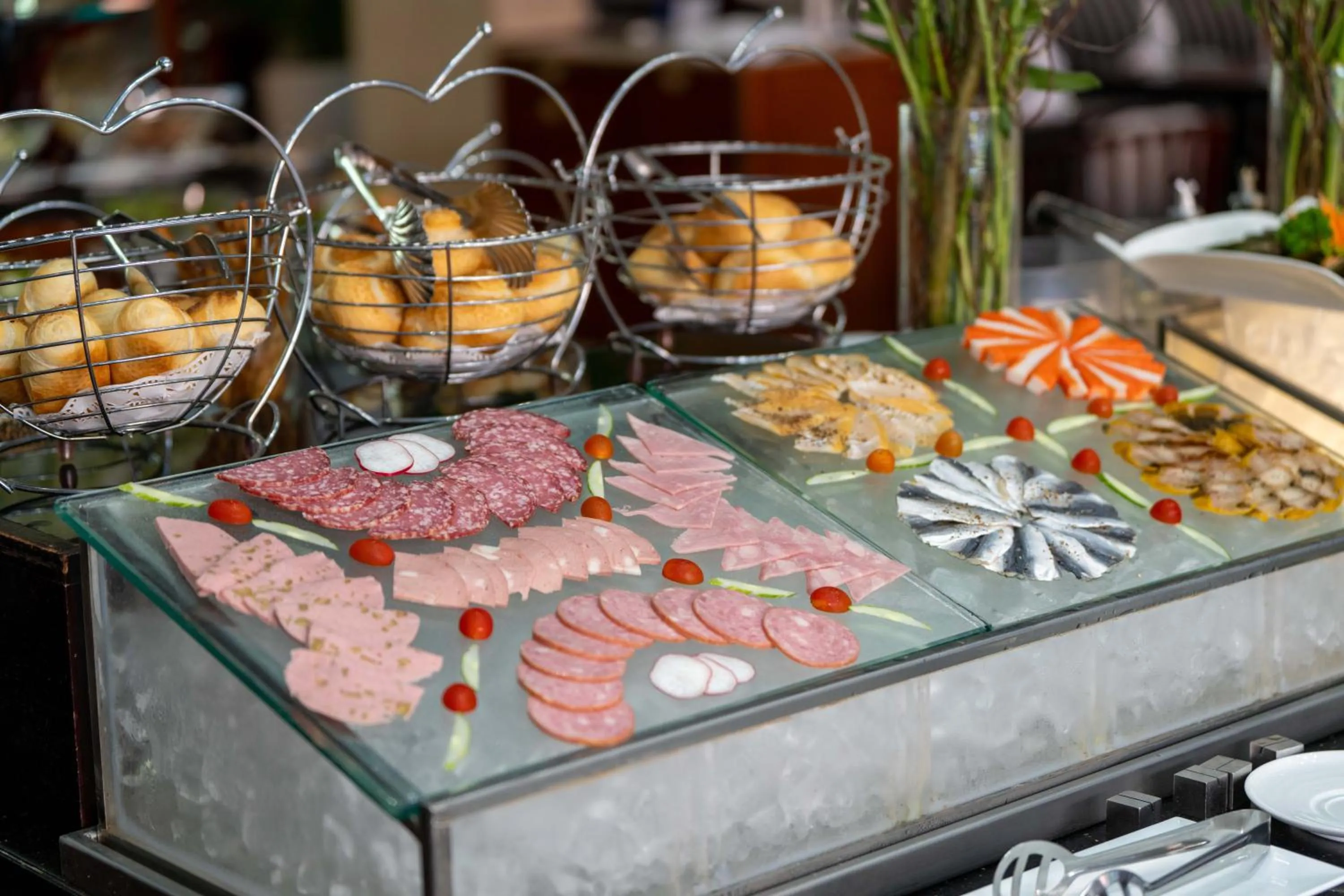 Food in Garden Plaza Saigon - Formerly PARKROYAL Saigon