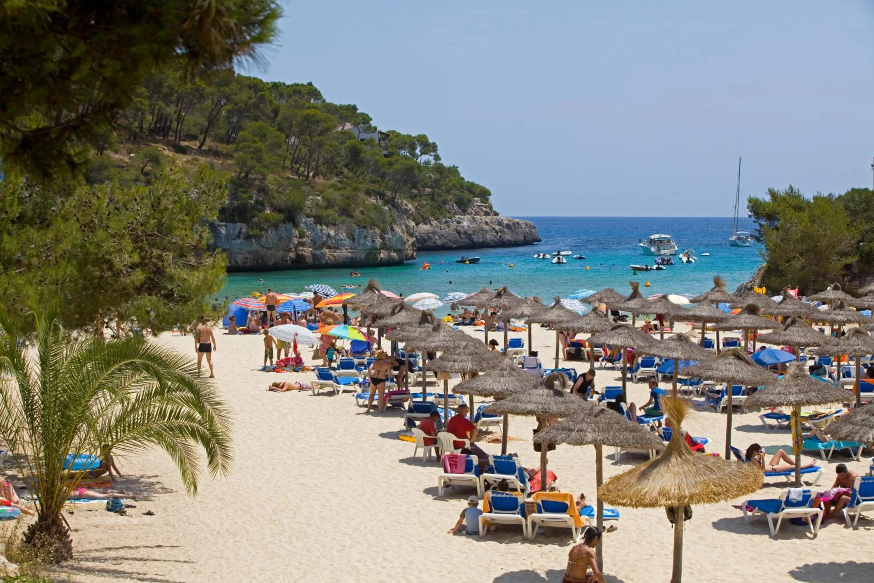 Beach in Hotel Apartamentos Cala Santanyi