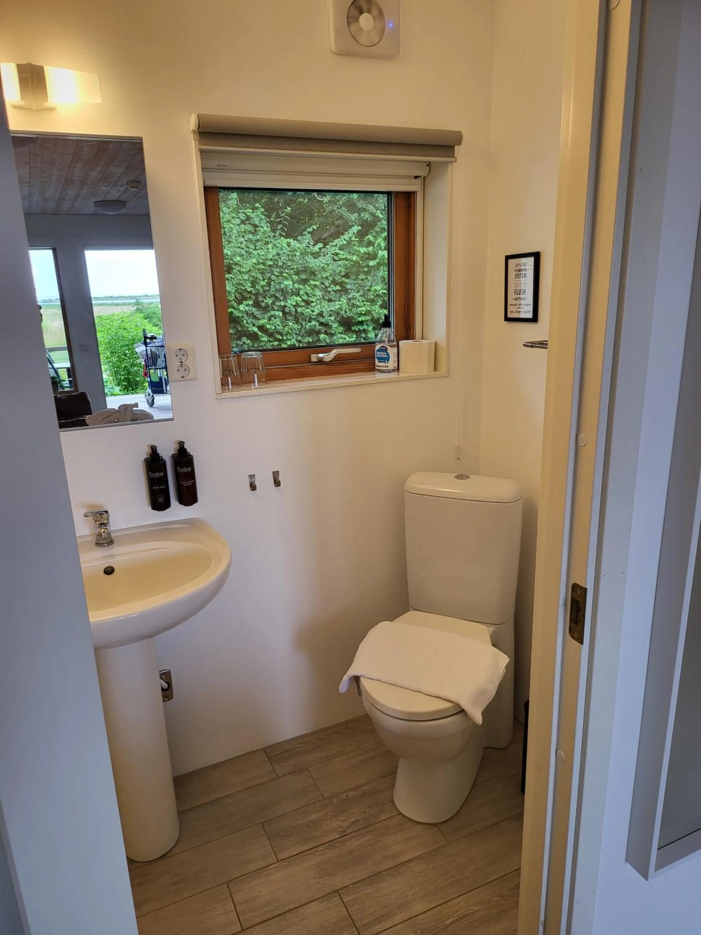 Bathroom in Bodelssons by the Sea