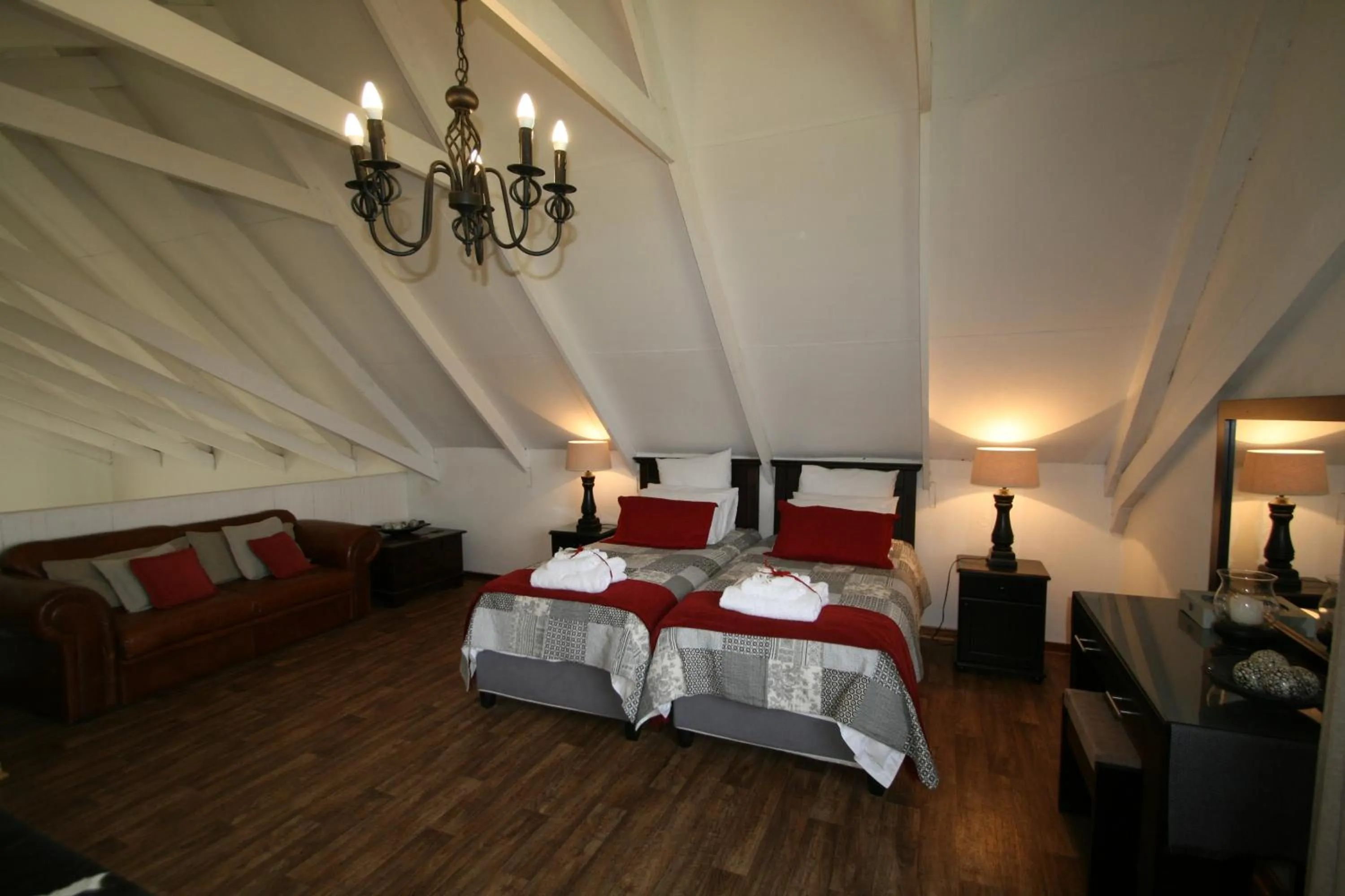 Bed in Dusk to Dawn Guesthouse