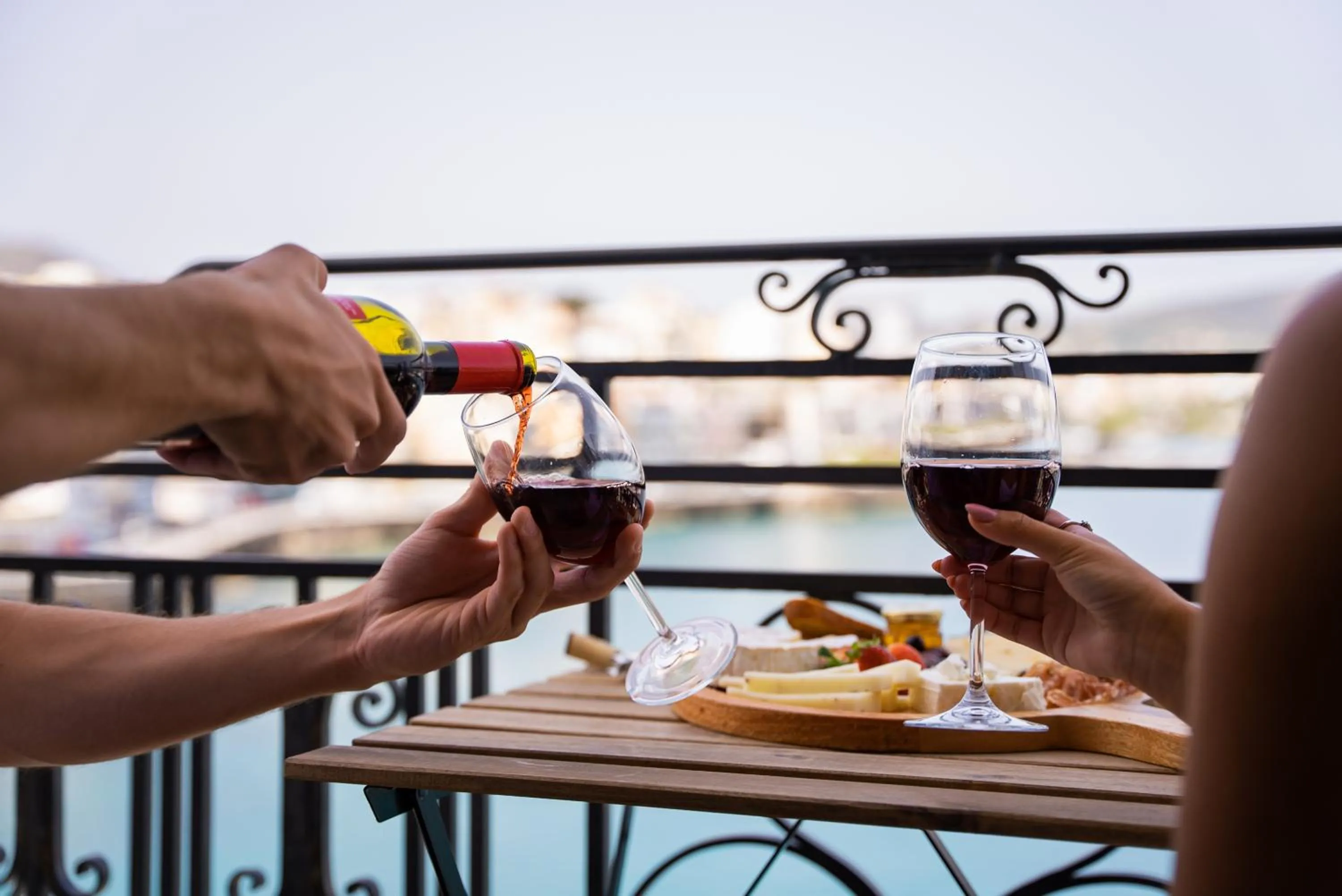 Food and drinks in Casa Porto Boutique Hotel - Adults only