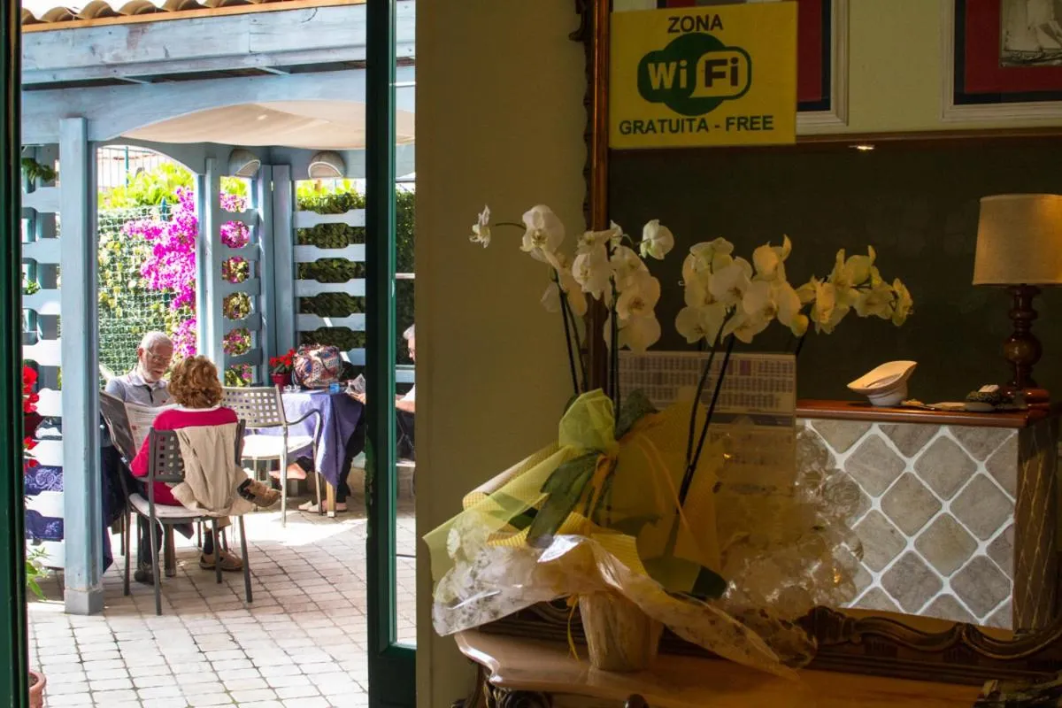 Garden in Hotel Marinella