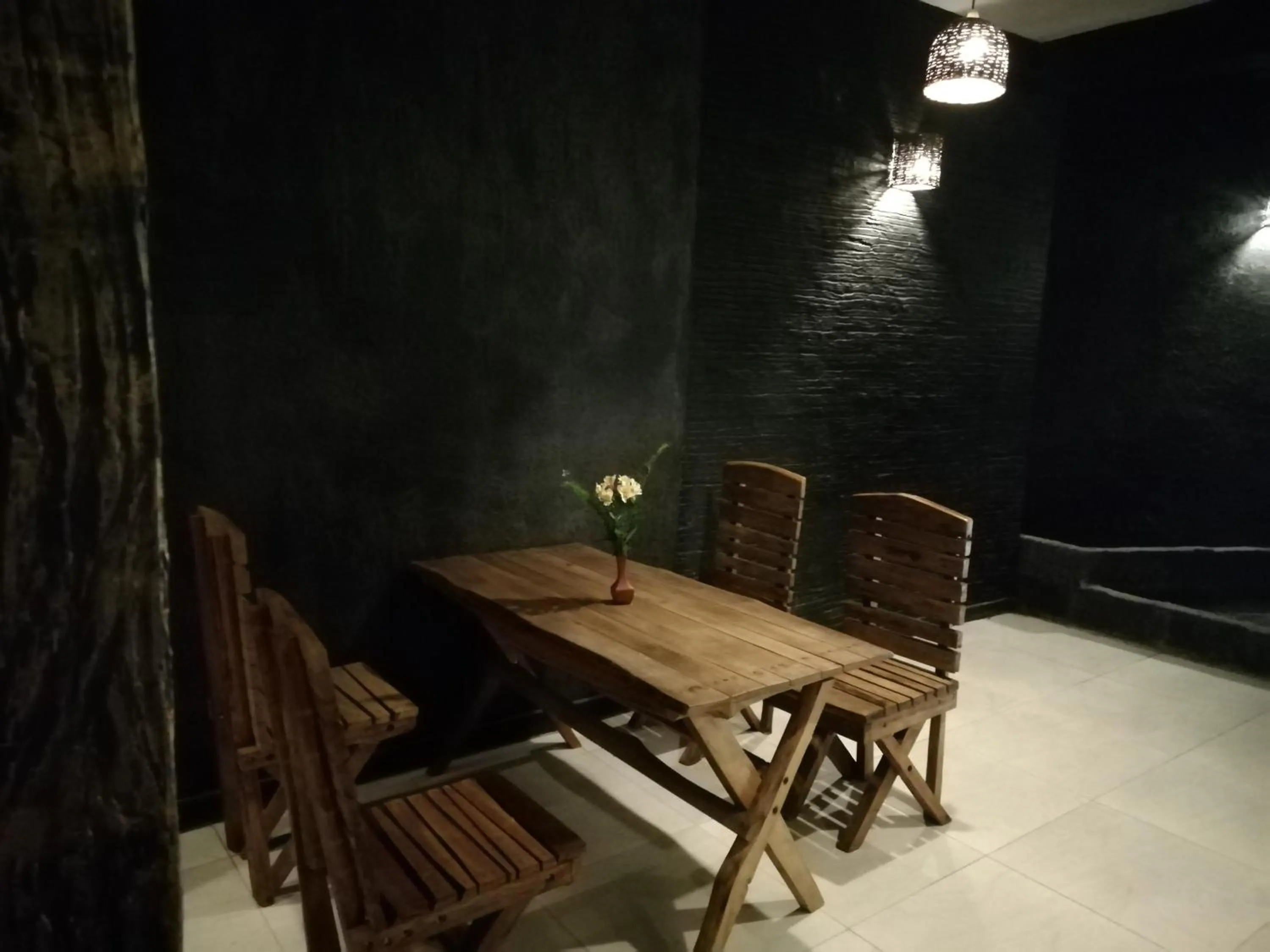 Restaurant/places to eat in Tea Mount Forest