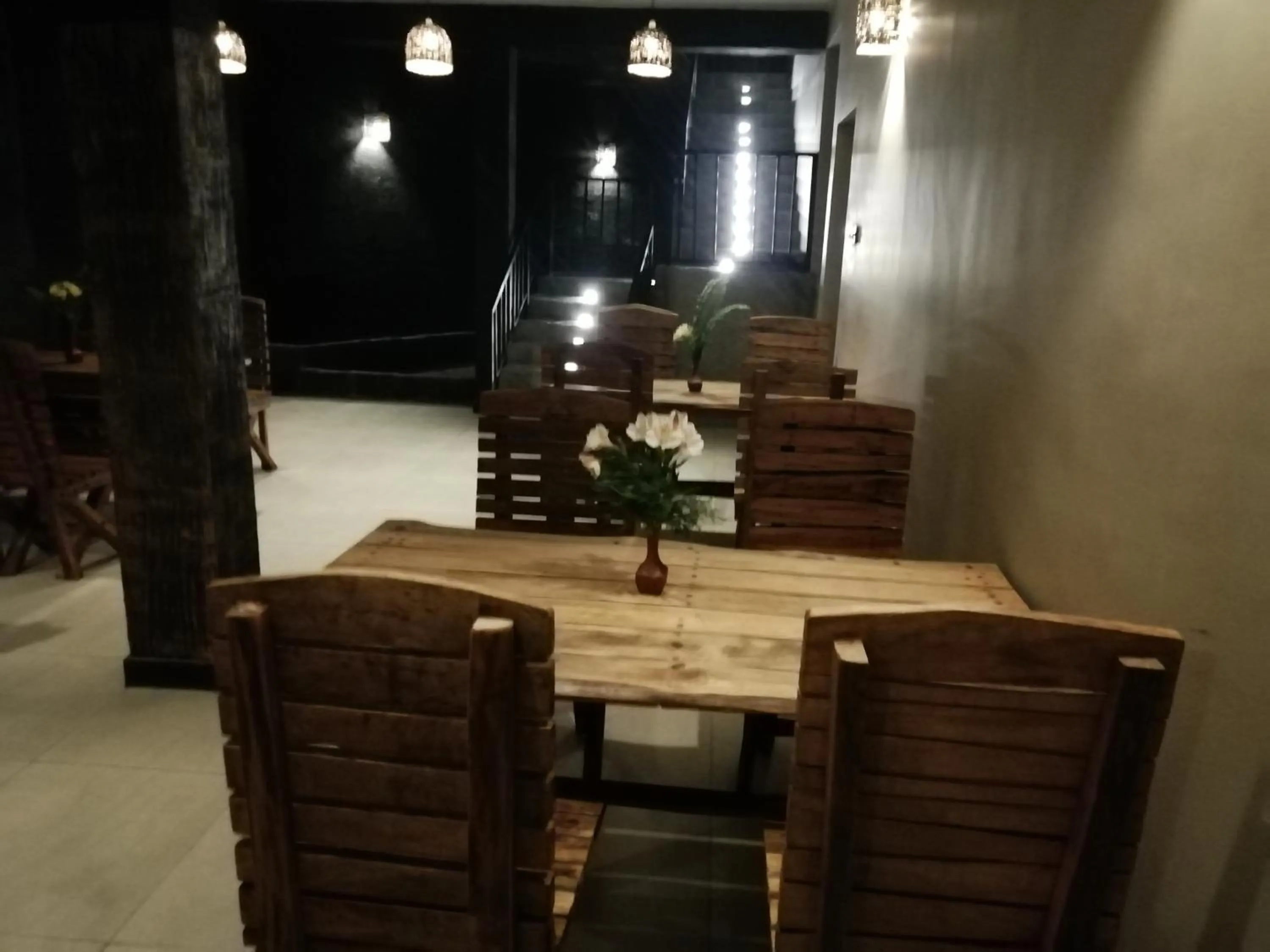 Restaurant/places to eat in Tea Mount Forest