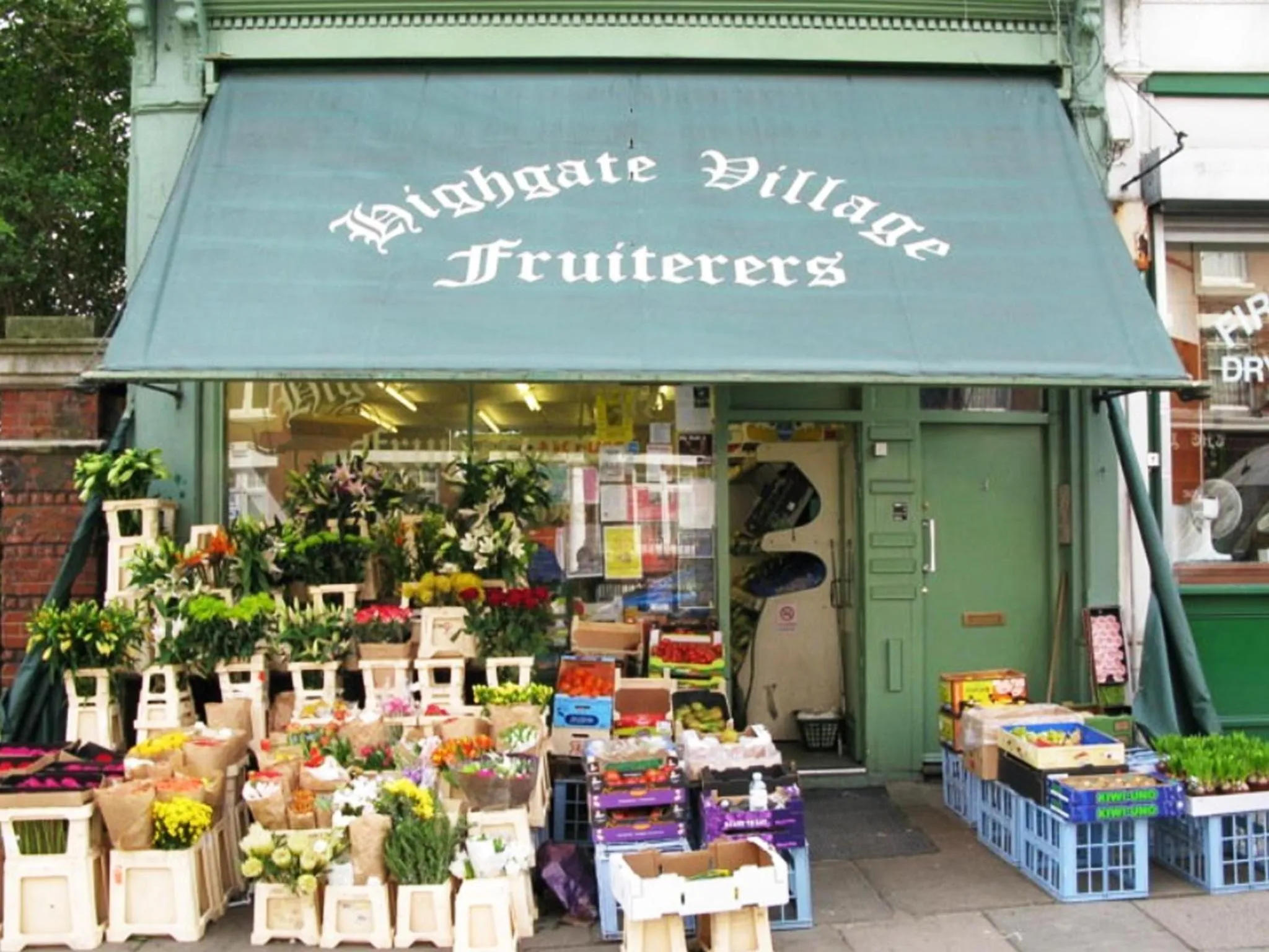 Area and facilities in Roseview Alexandra Palace Hotel