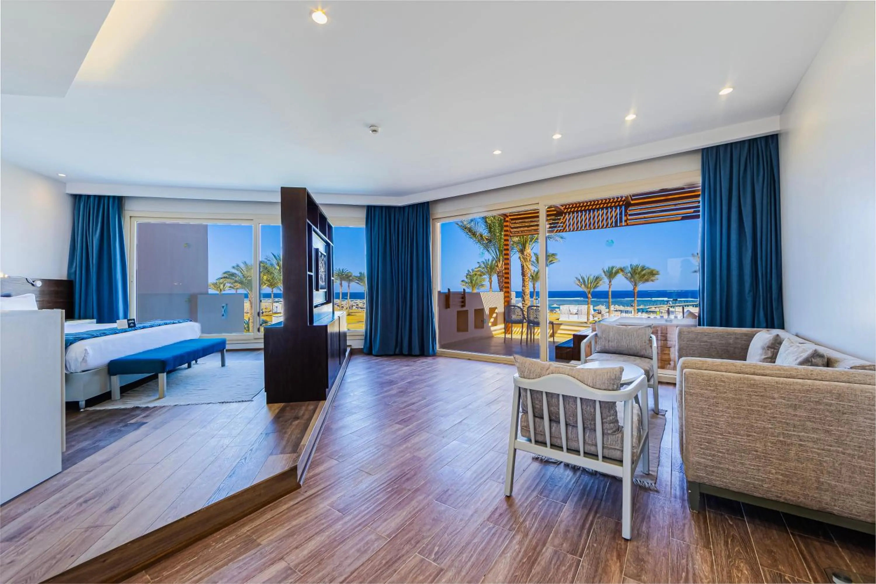 Photo of the whole room, Bed in Sataya Resort Marsa Alam