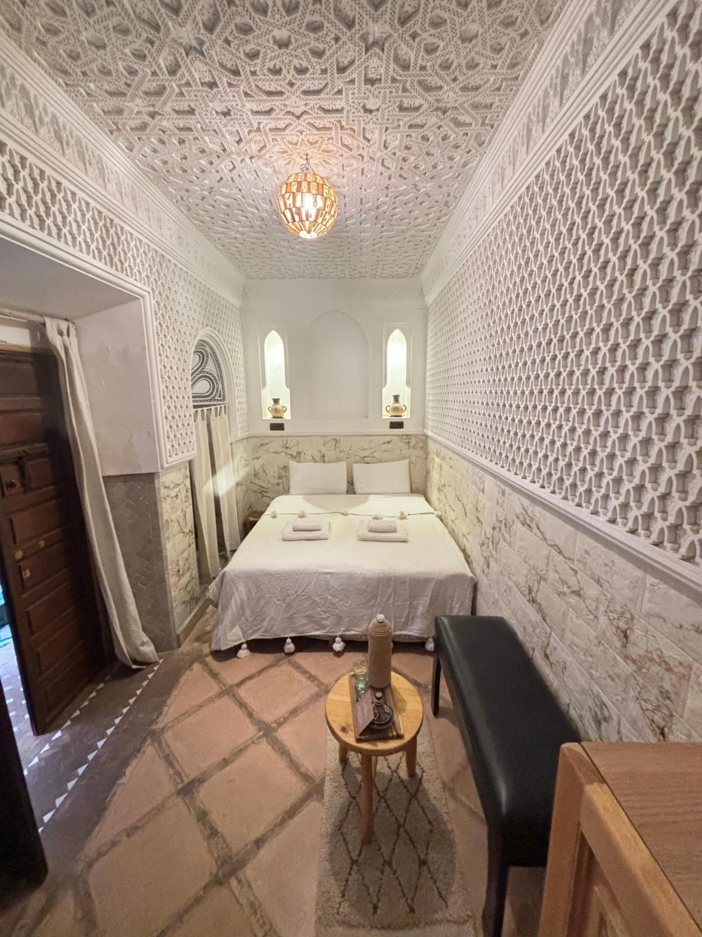 Property building, Bed in Riad Minami