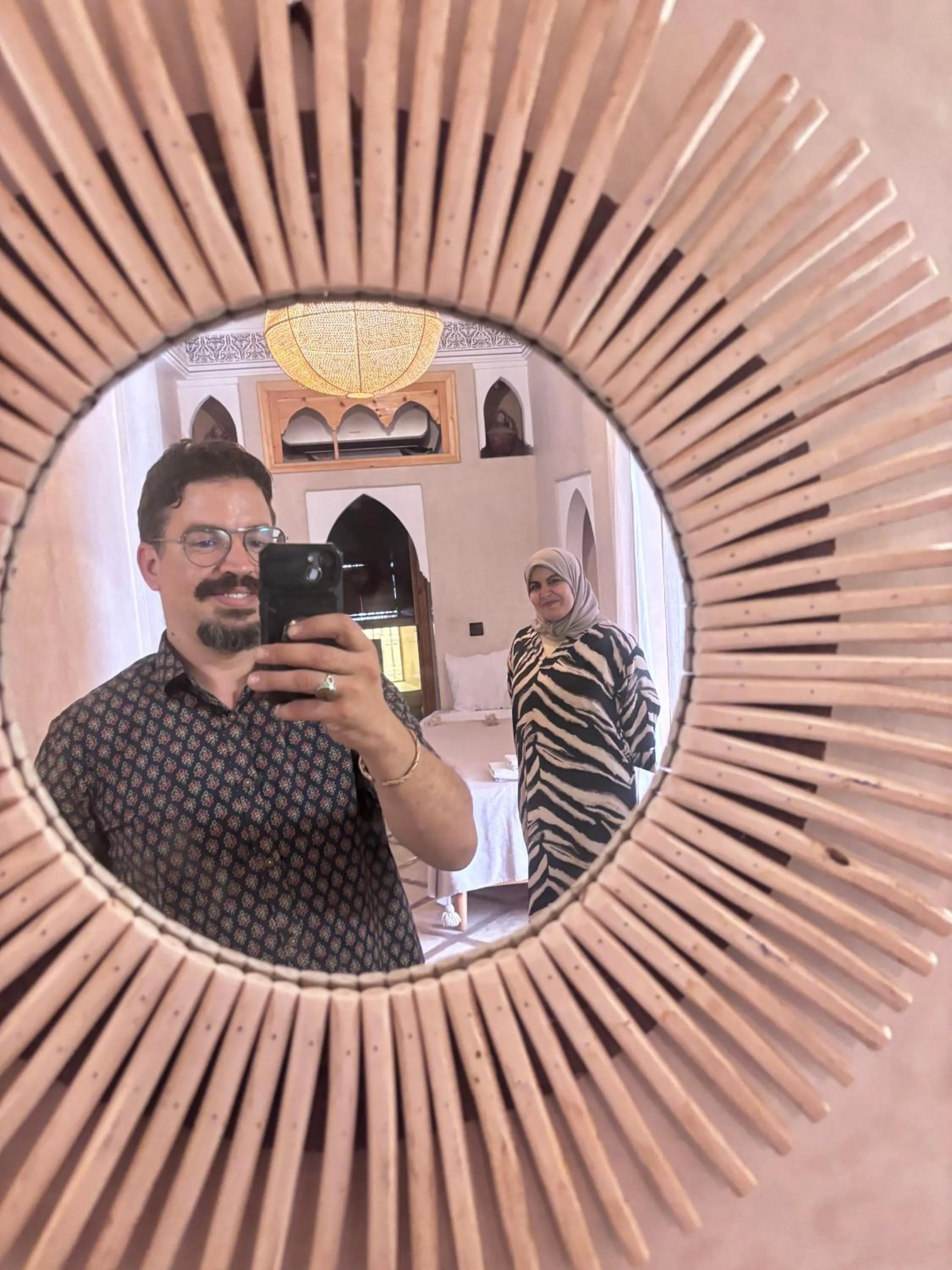 Staff in Riad Minami