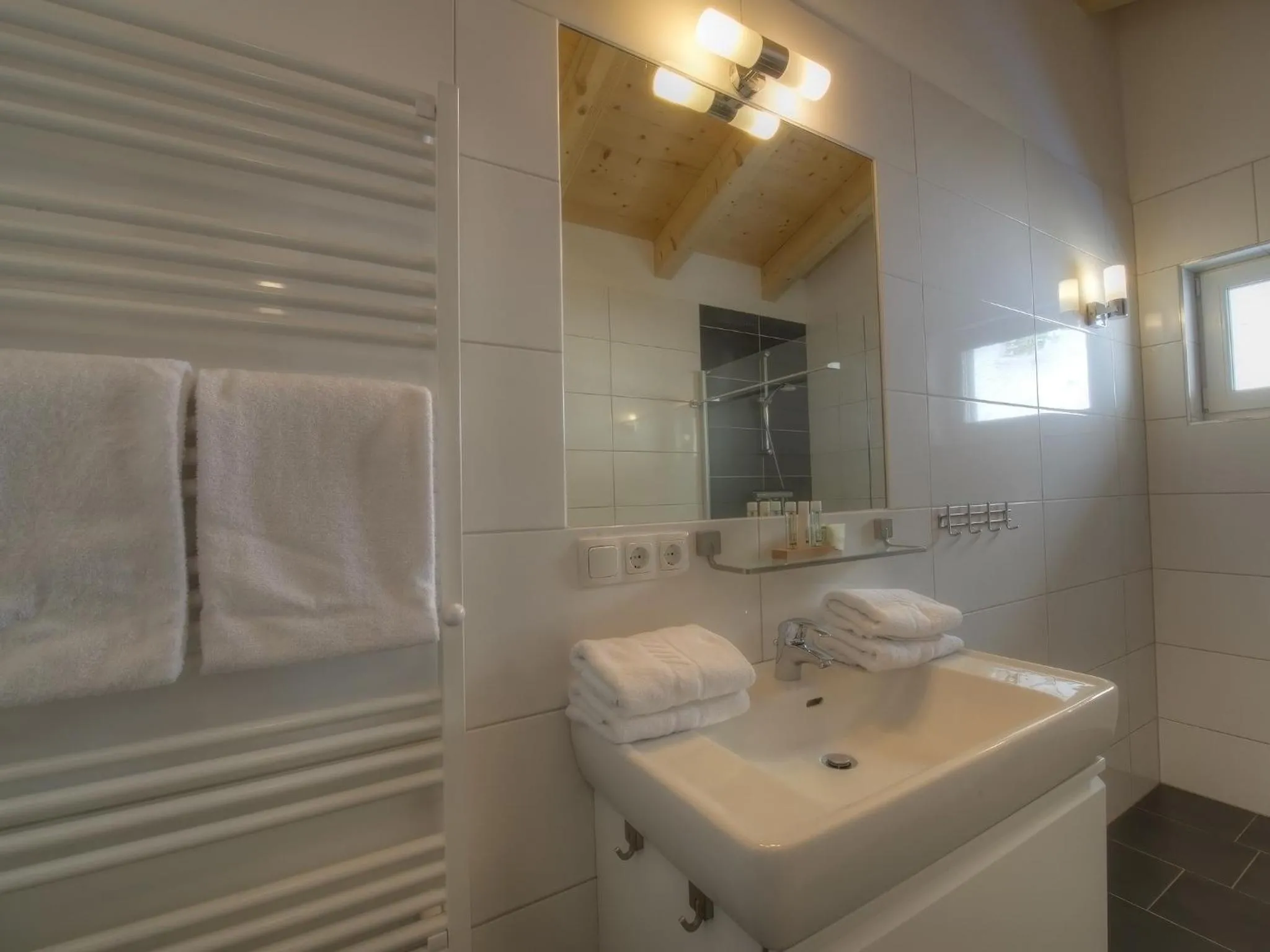 Shower in Residenz Kitzsteinhornblick by Kaprun Rentals