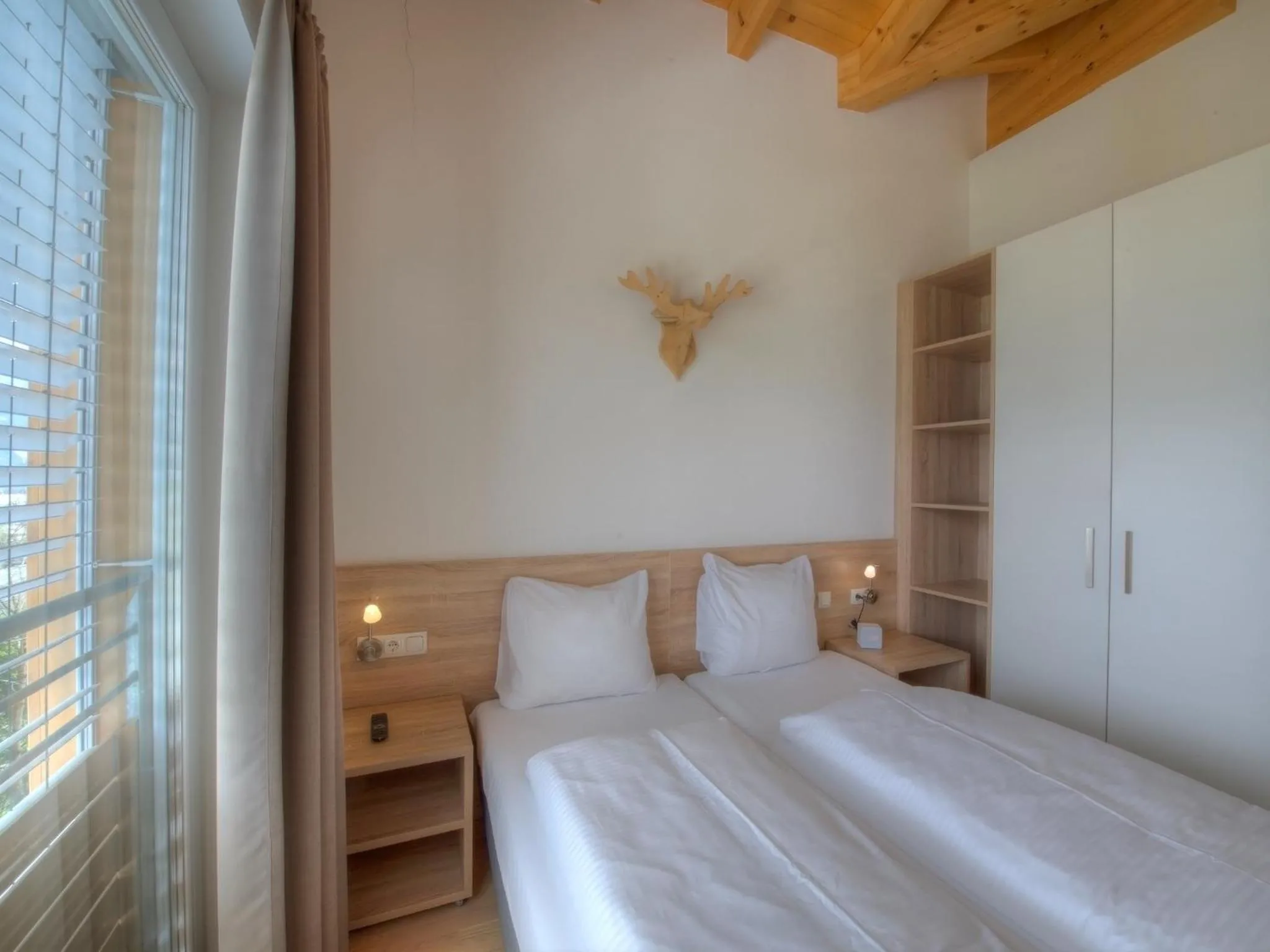 Spring, Bed in Residenz Kitzsteinhornblick by Kaprun Rentals