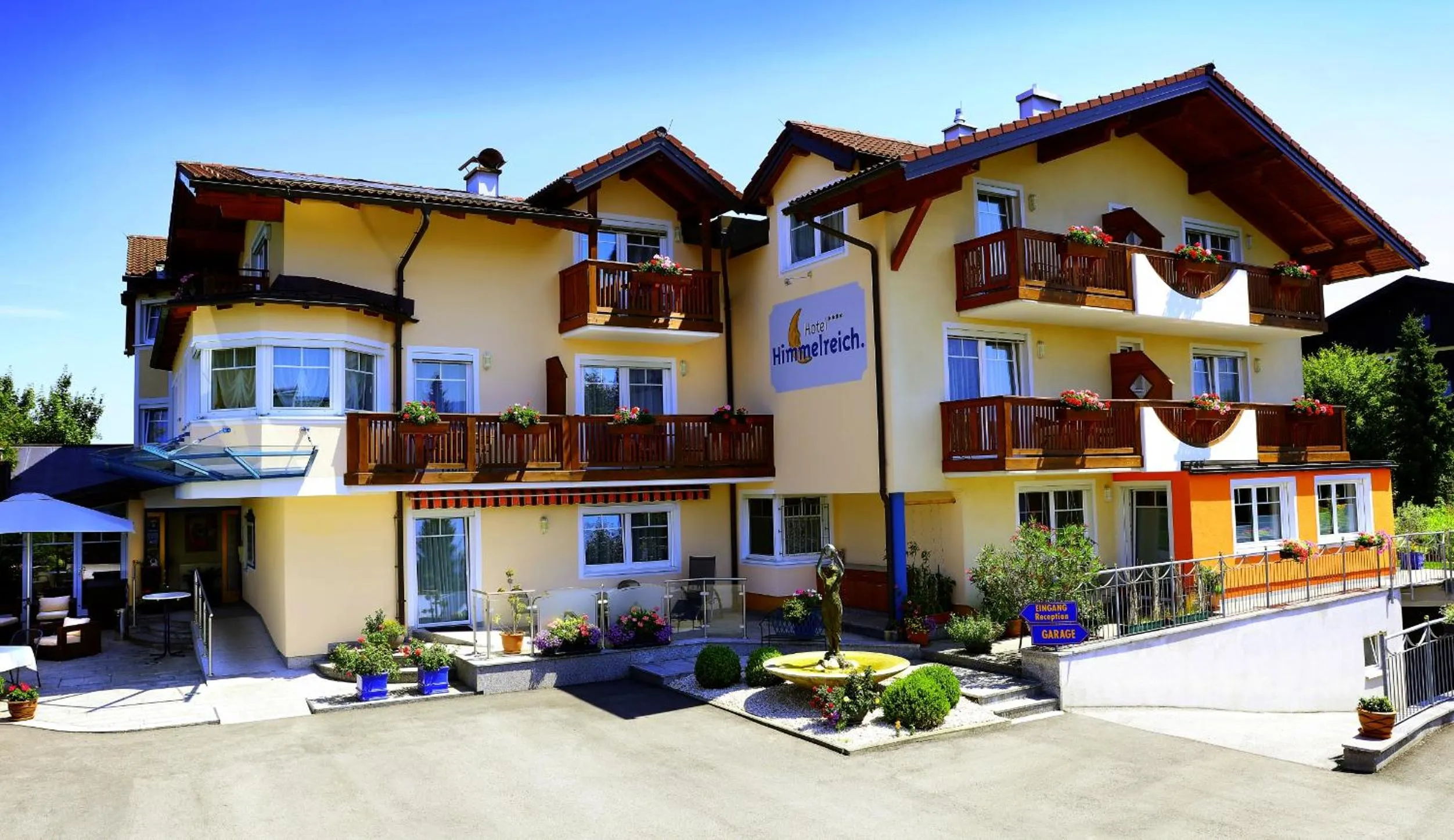 Property building in Hotel Himmelreich